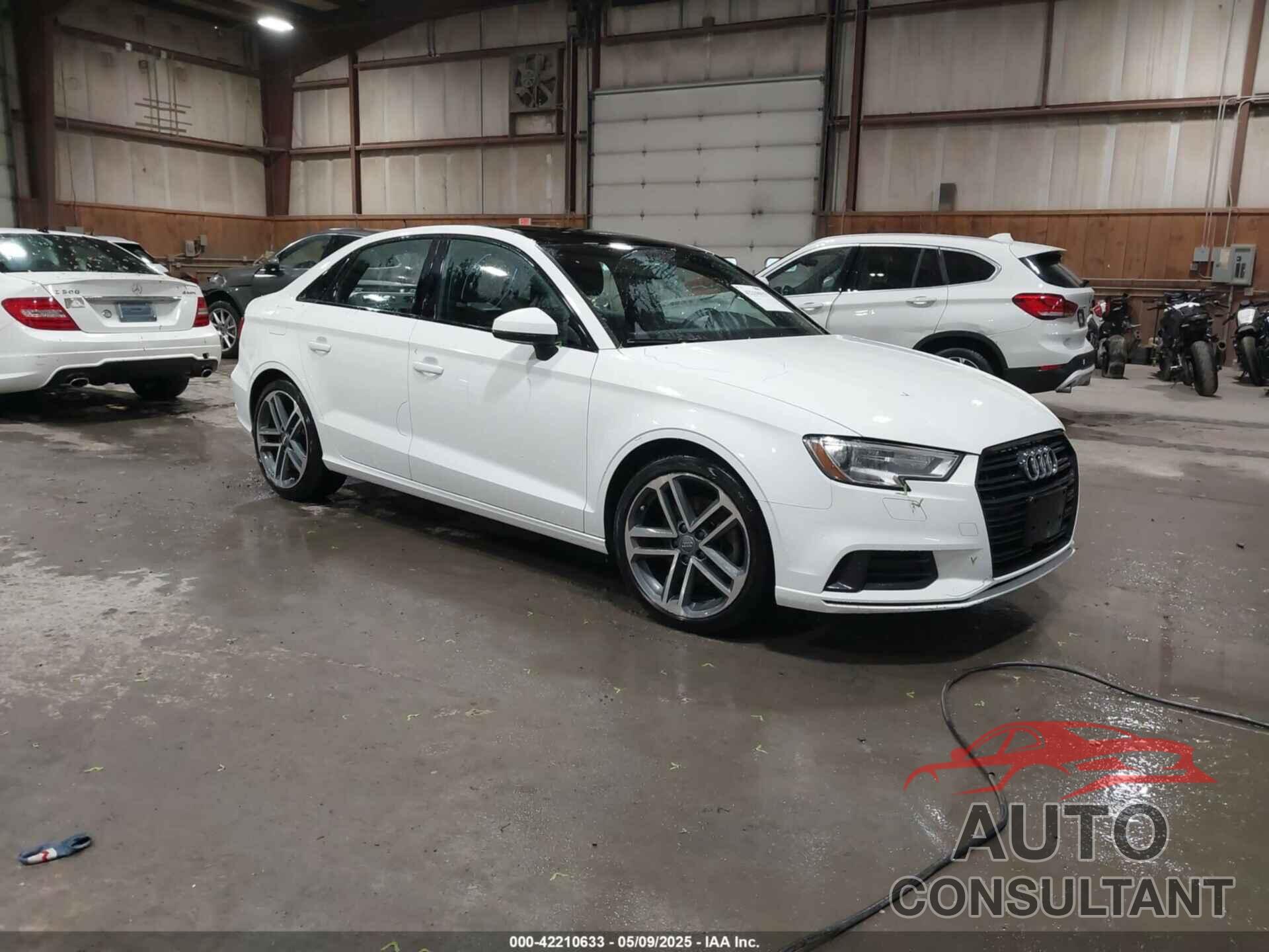 AUDI A3 2019 - WAUAUGFF0KA094954