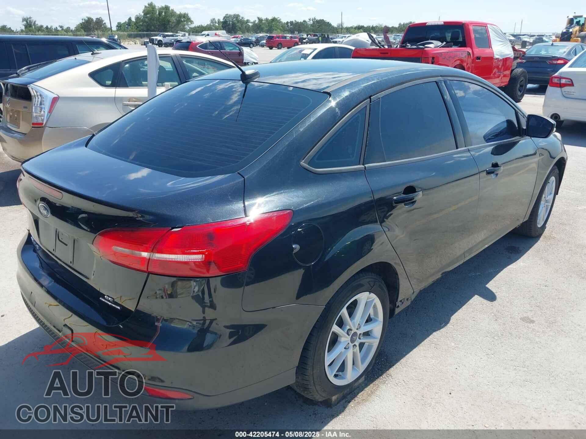 FORD FOCUS 2015 - 1FADP3F2XFL313657
