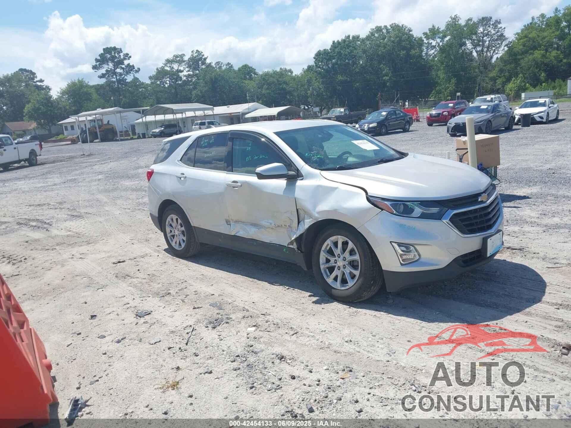 CHEVROLET EQUINOX 2020 - 3GNAXUEV0LS528184