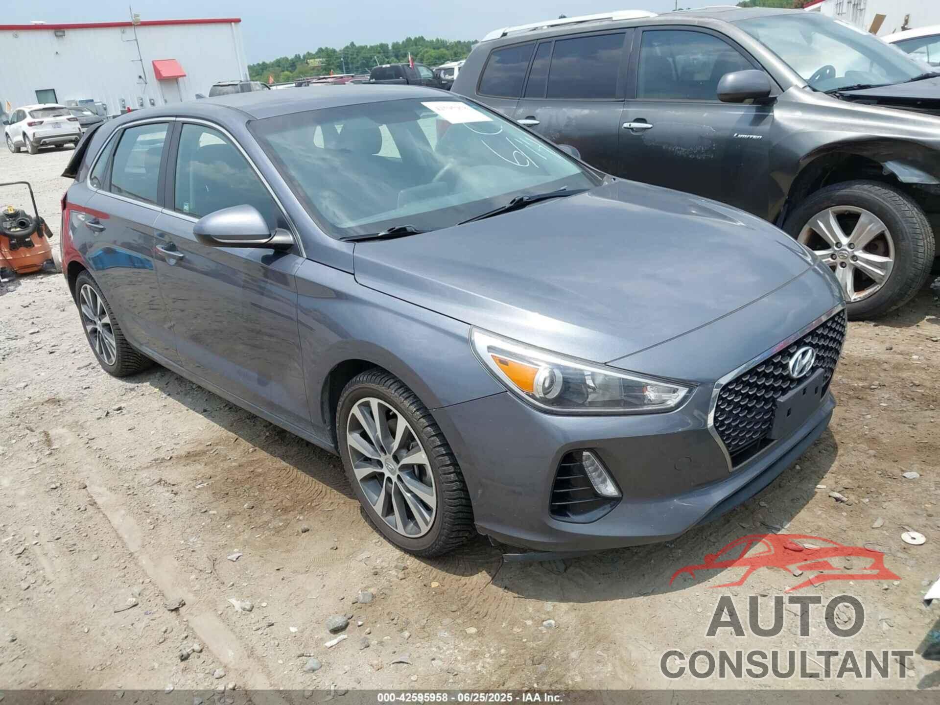 HYUNDAI ELANTRA GT 2019 - KMHH35LE4KU103539