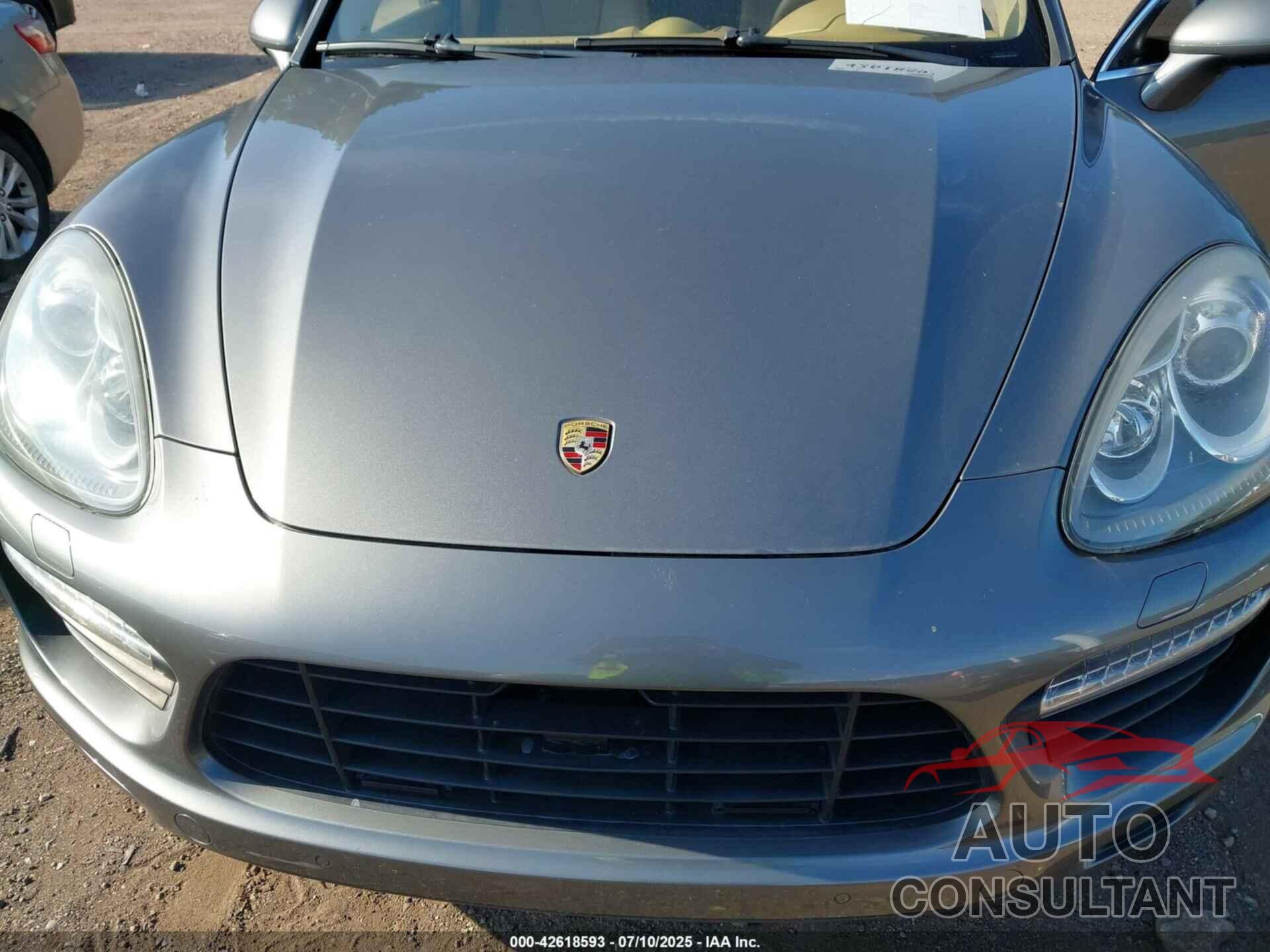 PORSCHE CAYENNE 2012 - WP1AC2A29CLA81105