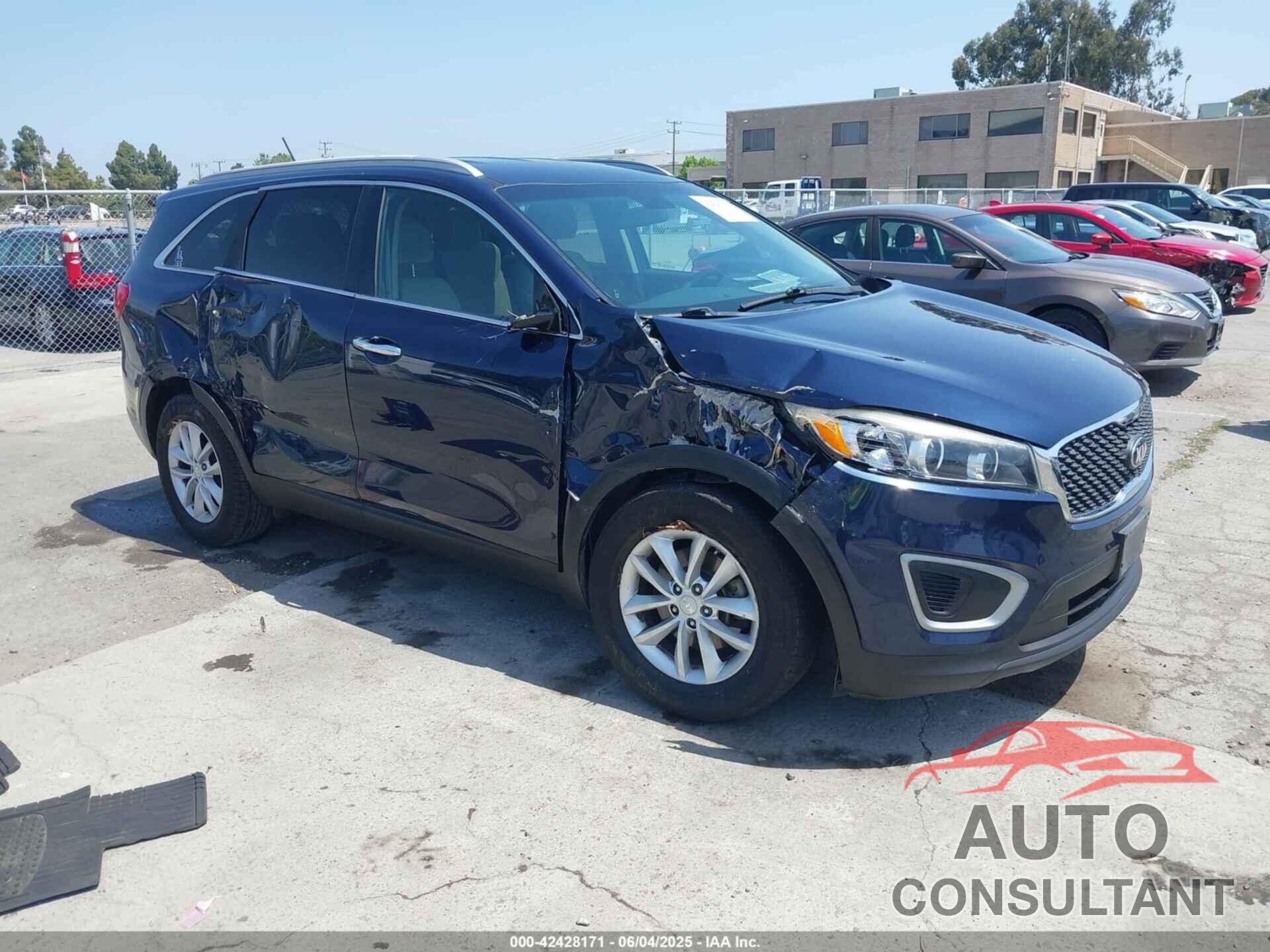 KIA SORENTO 2018 - 5XYPG4A52JG358188