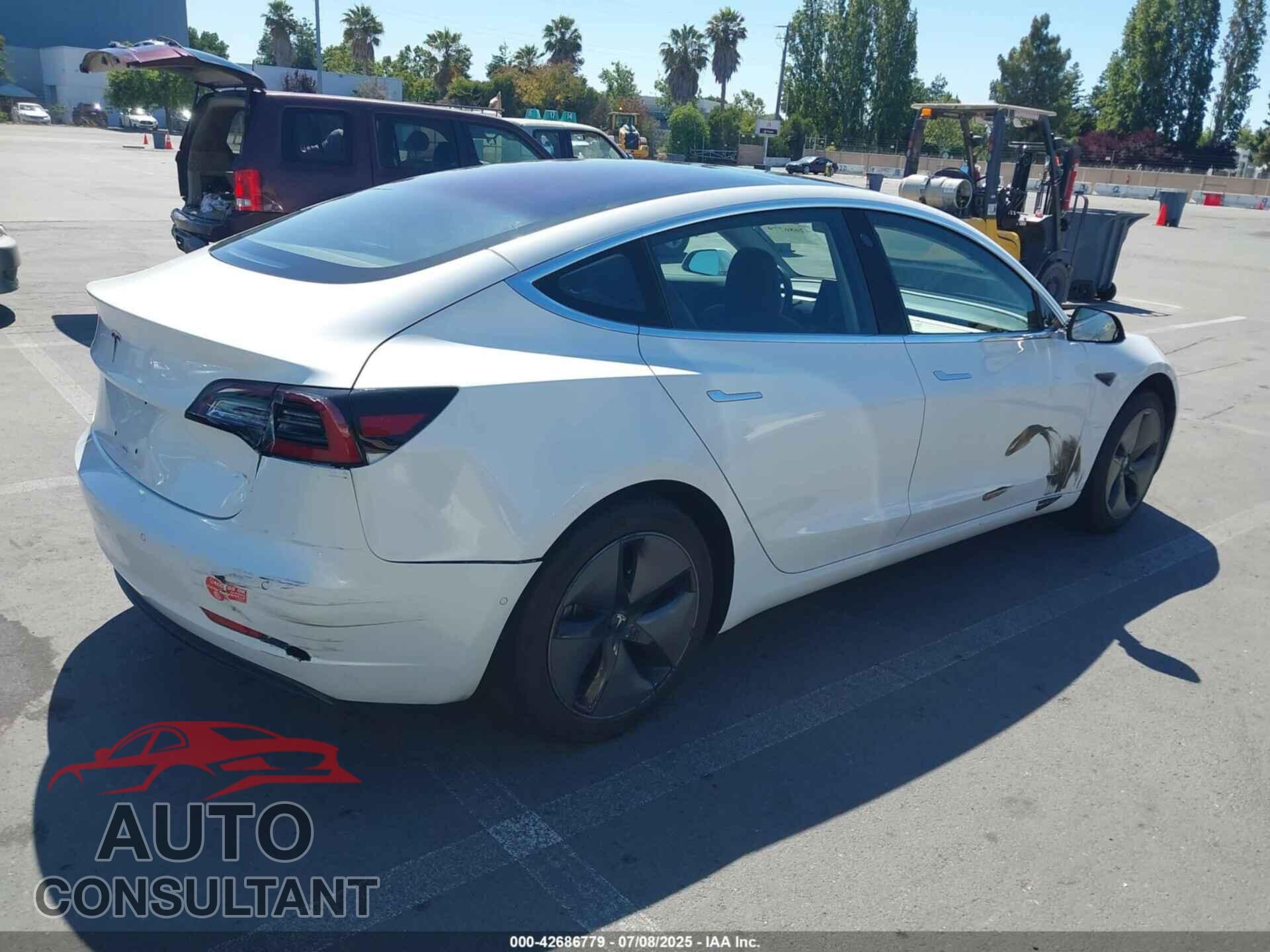 TESLA MODEL 3 2018 - 5YJ3E1EA2JF004348