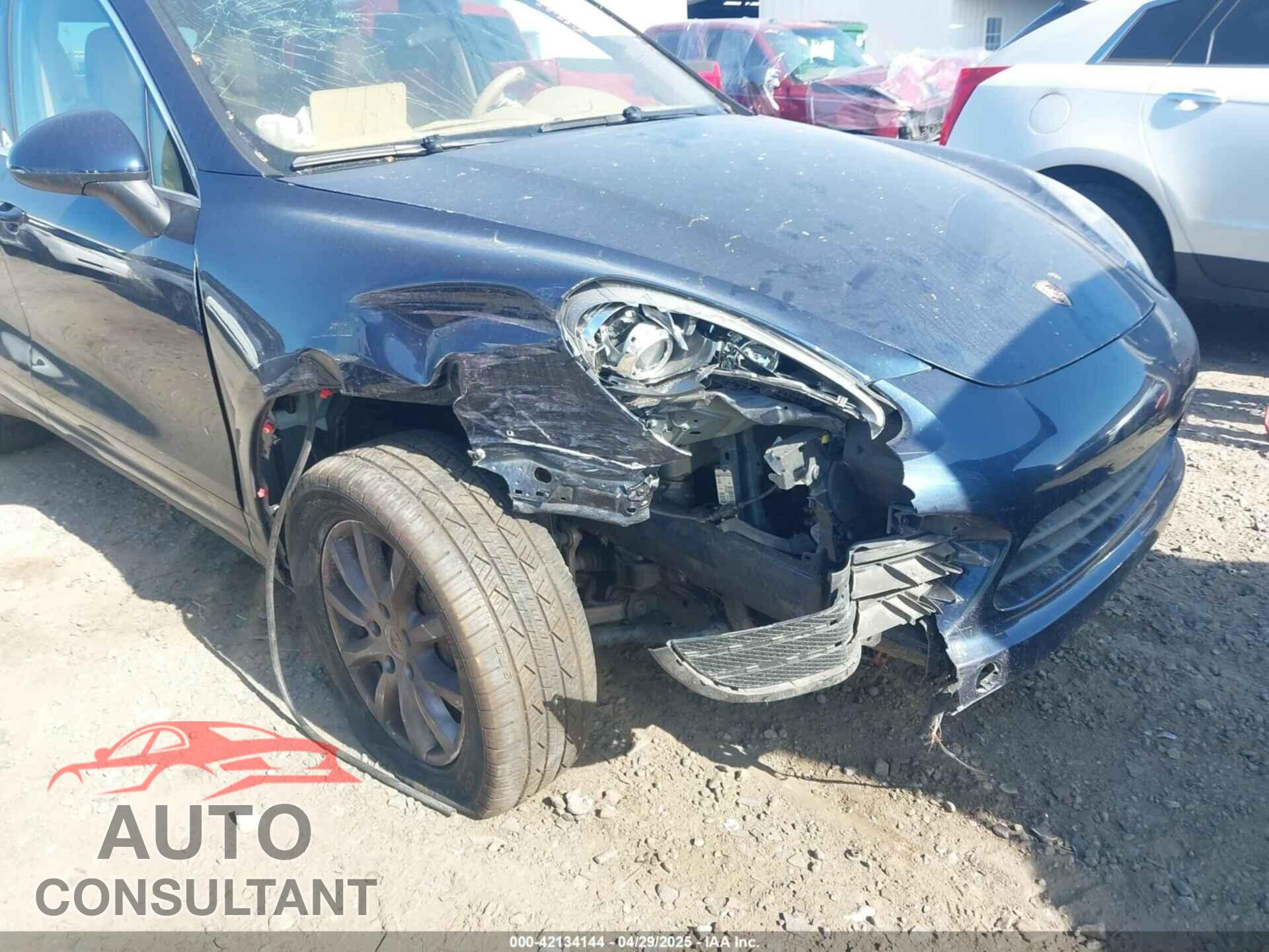 PORSCHE CAYENNE 2013 - WP1AA2A2XDLA05934