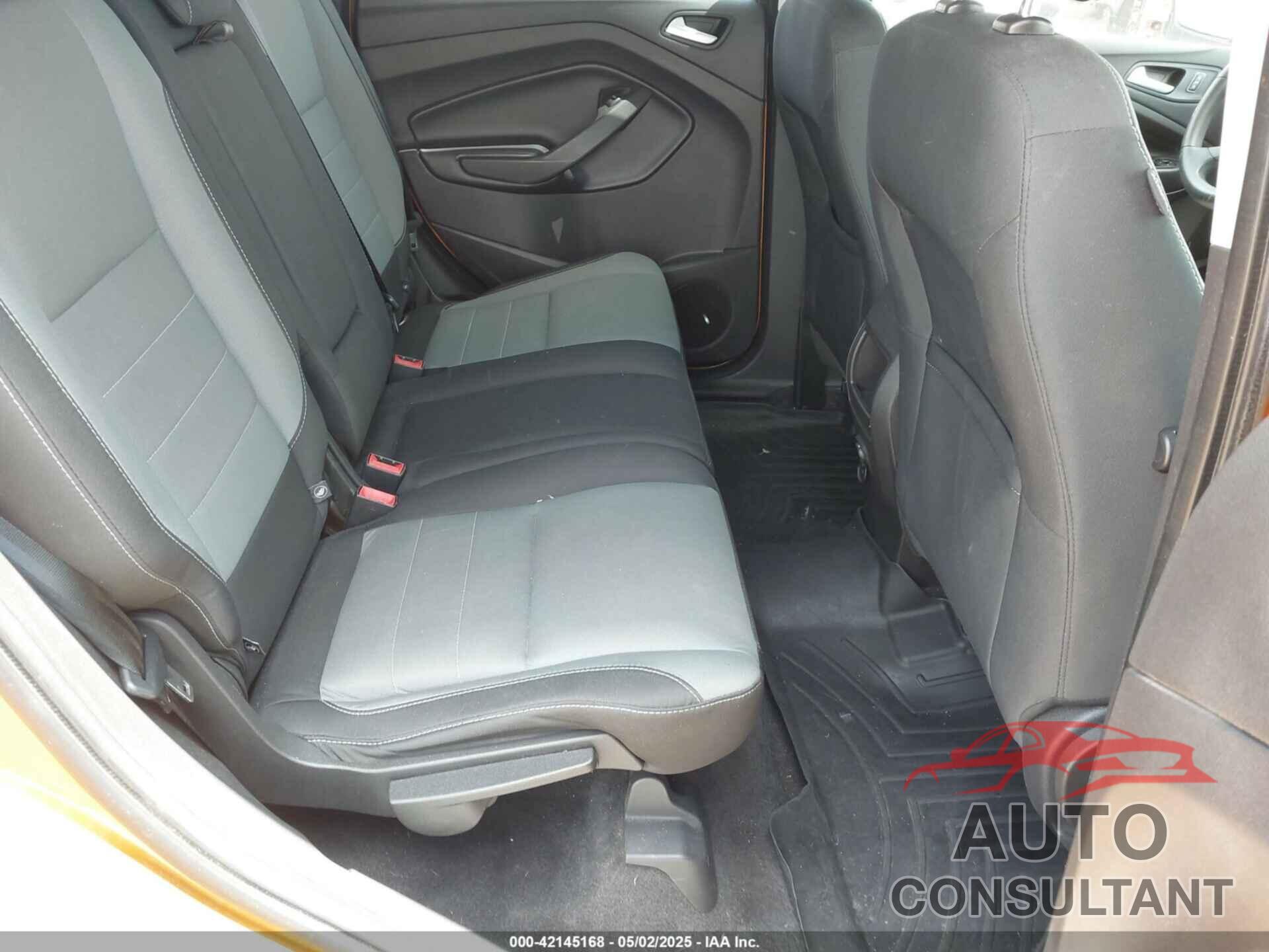 FORD ESCAPE 2016 - 1FMCU9GX2GUC04385