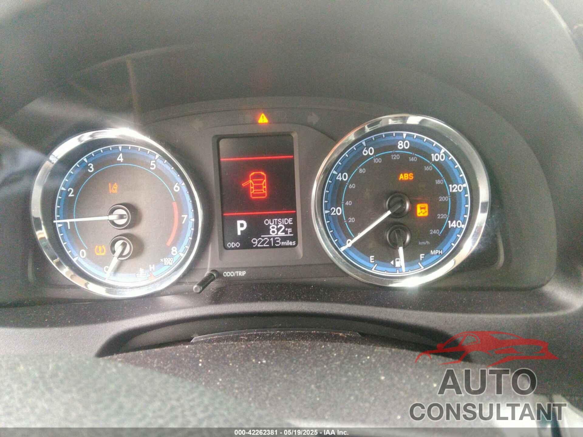 TOYOTA COROLLA 2019 - 2T1BURHE0KC212830