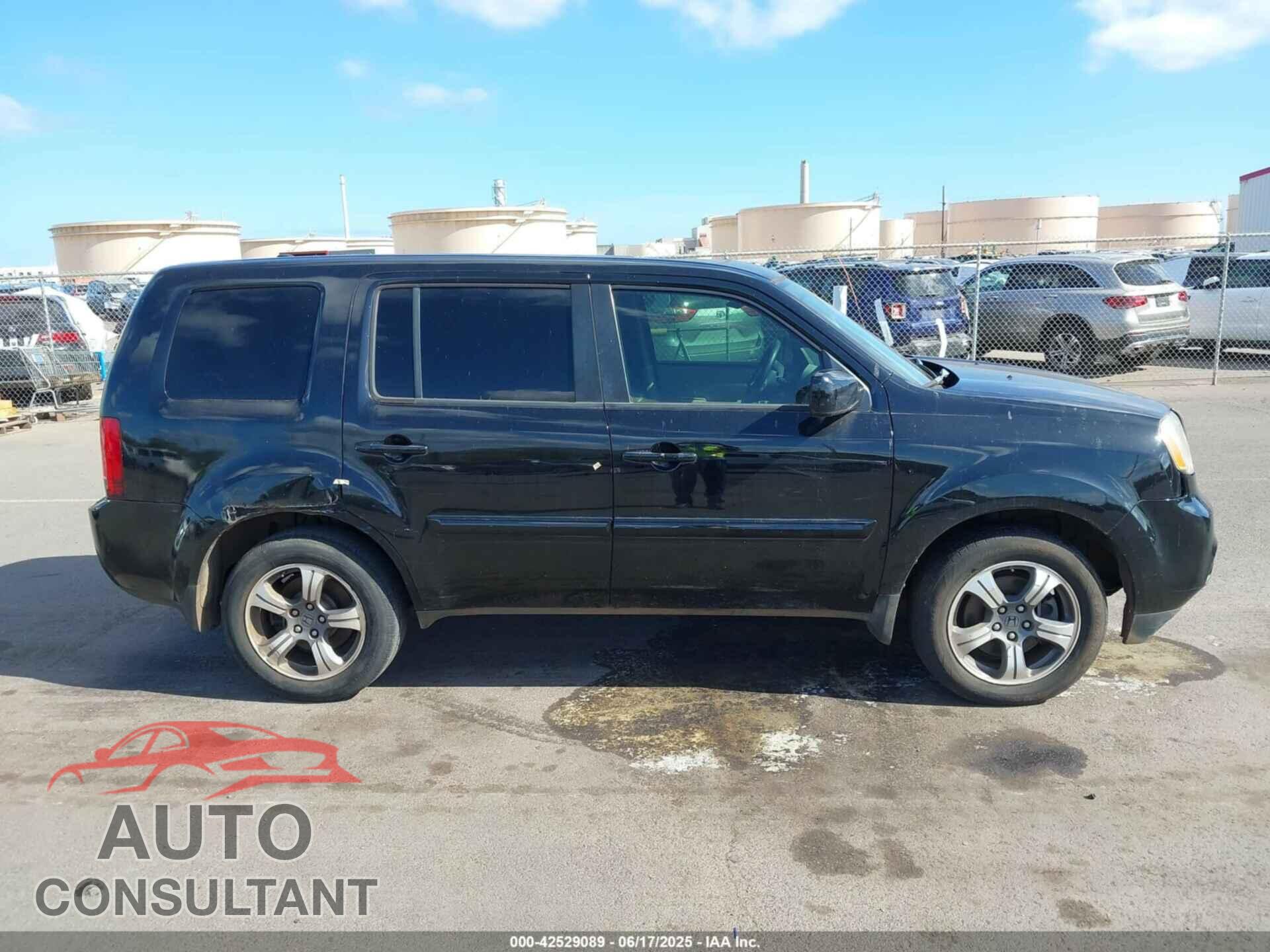 HONDA PILOT 2015 - 5FNYF3H36FB034441