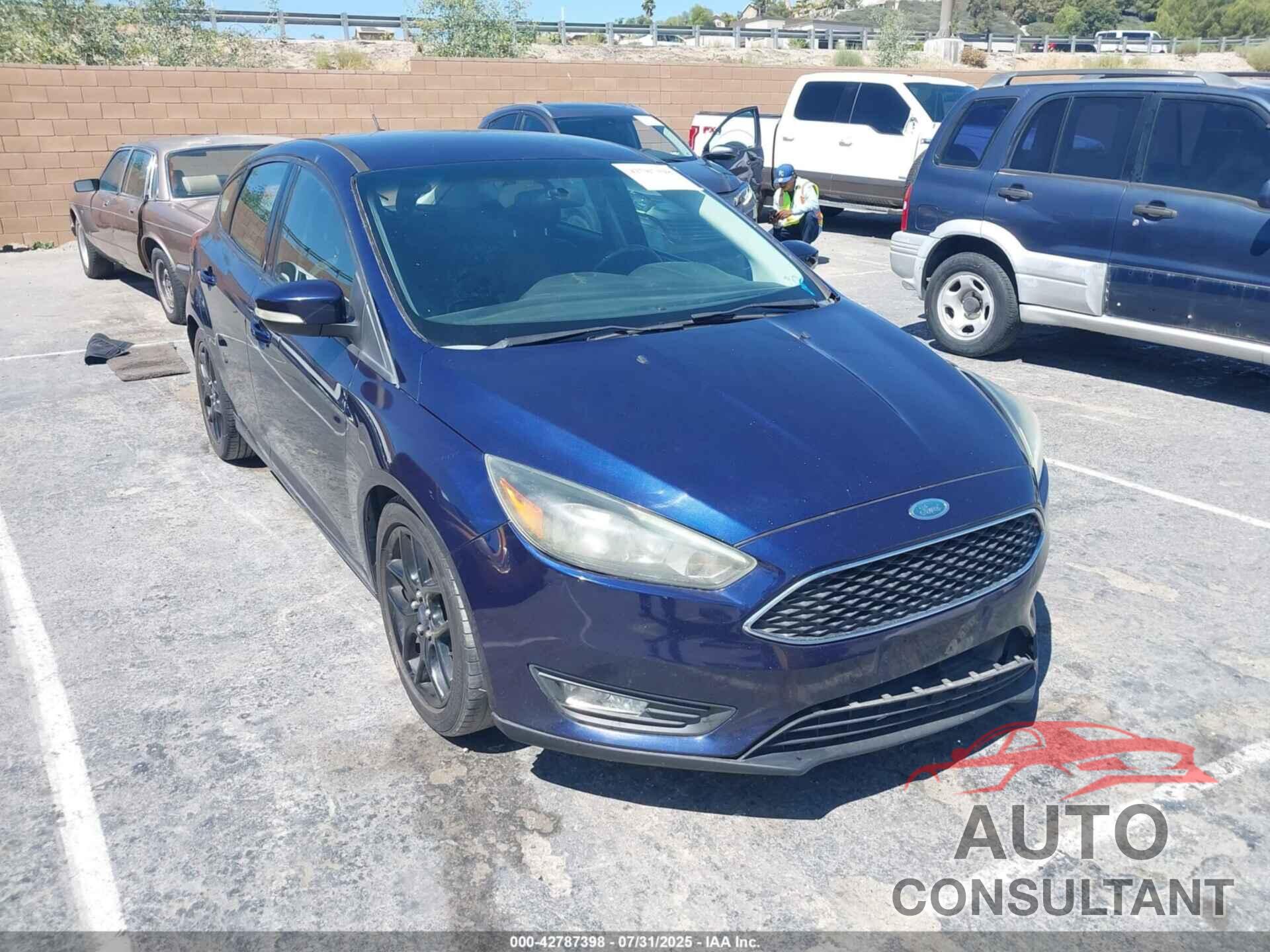 FORD FOCUS 2016 - 1FADP3K28GL286370