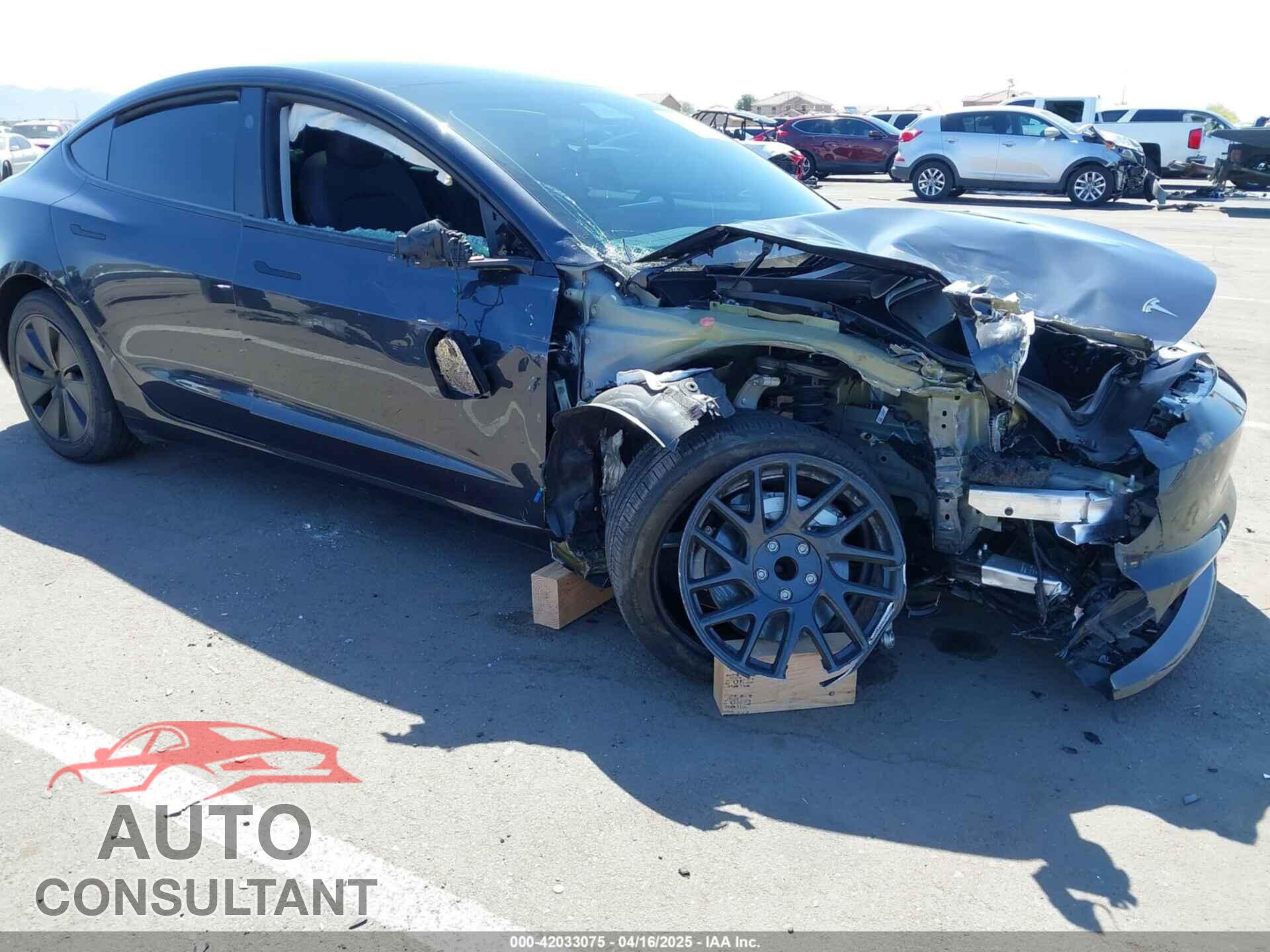 TESLA MODEL 3 2024 - 5YJ3E1EA8RF726287