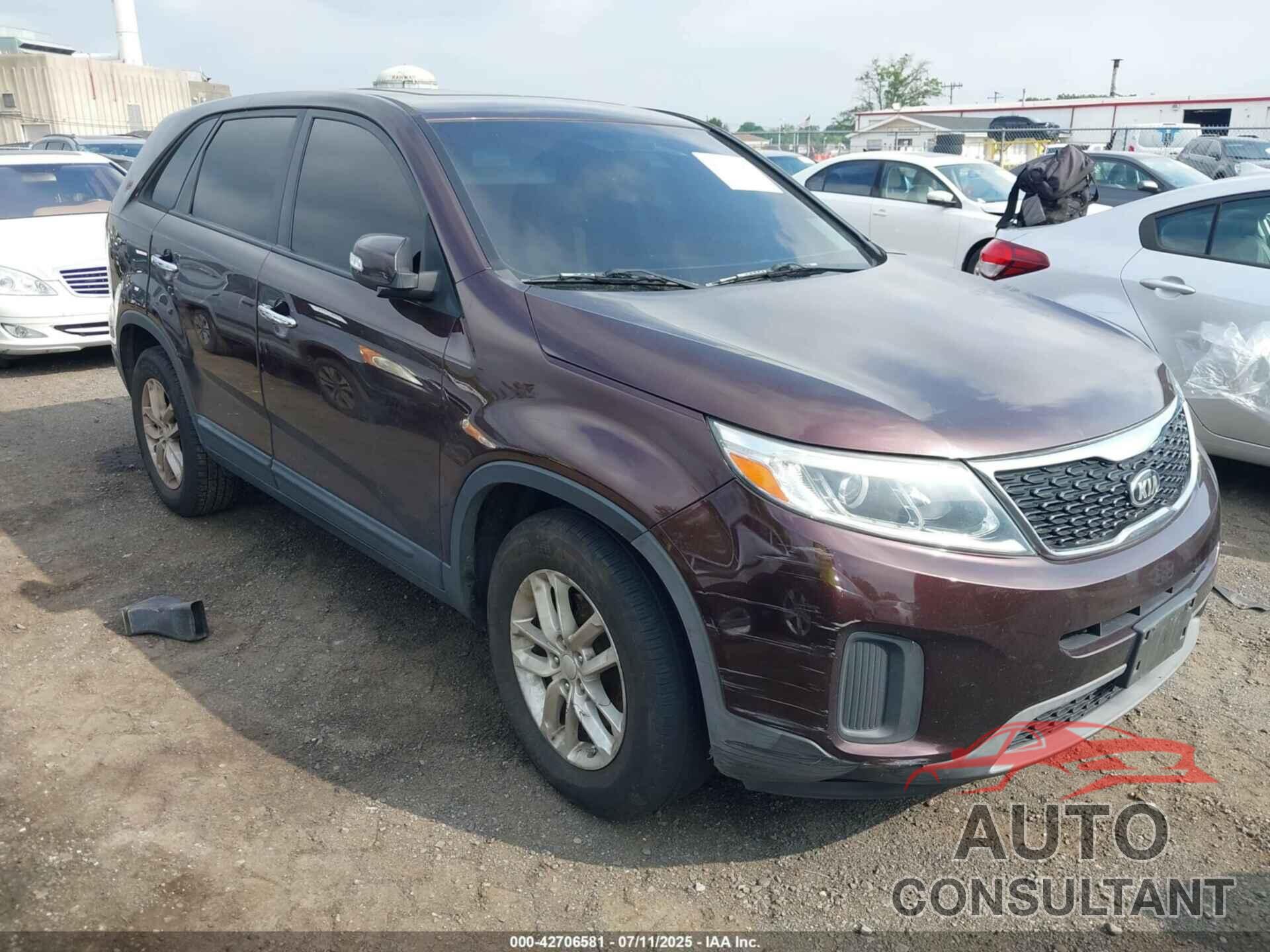 KIA SORENTO 2015 - 5XYKT3A69FG631532
