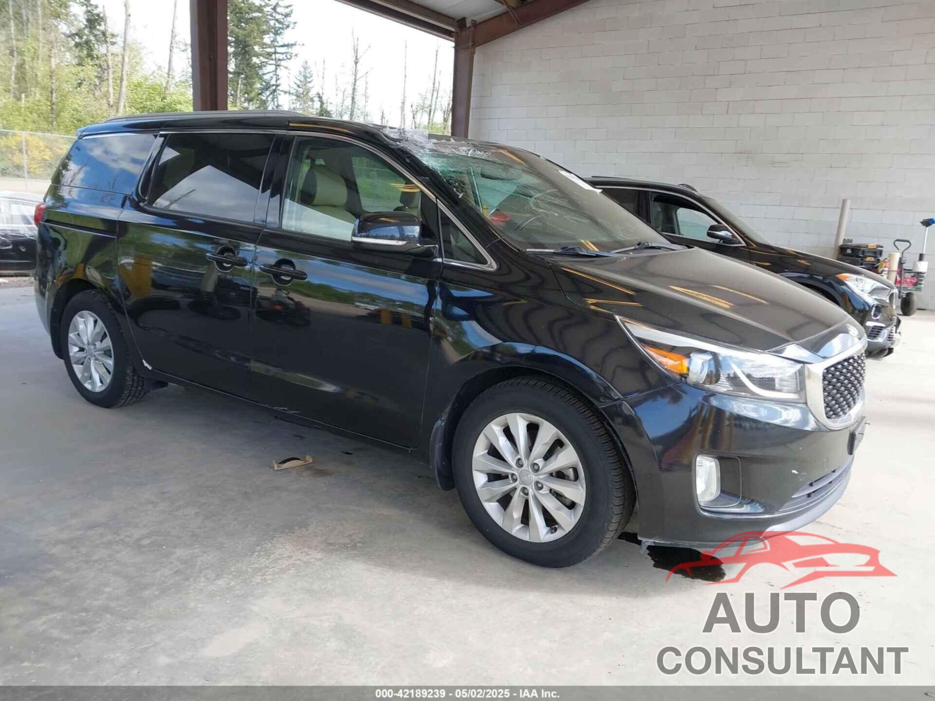 KIA SEDONA 2015 - KNDMC5C18F6051021