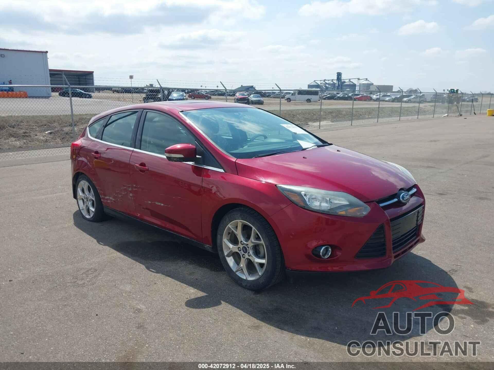FORD FOCUS 2014 - 1FADP3N25EL155289