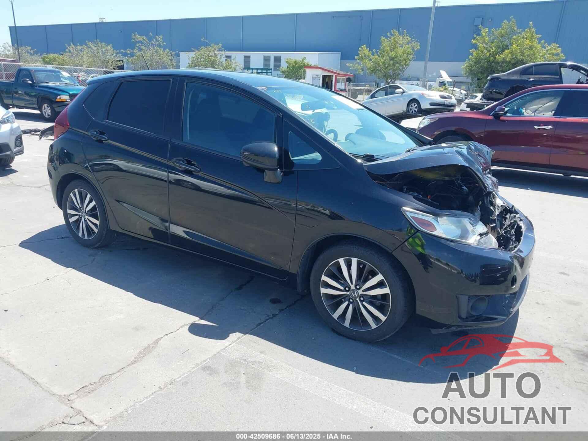 HONDA FIT 2016 - JHMGK5H71GX025366