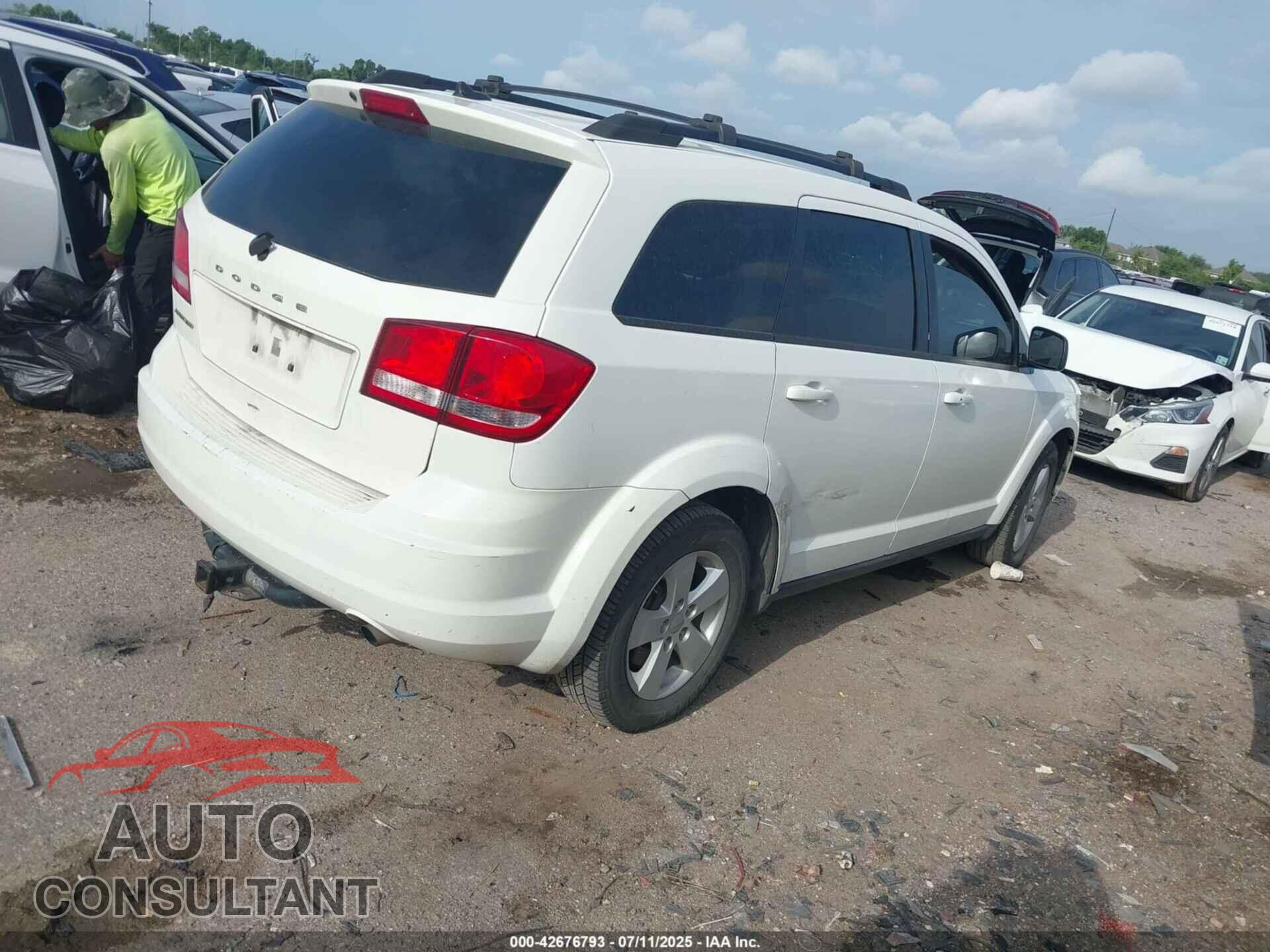 DODGE JOURNEY 2015 - 3C4PDCAB0FT747596