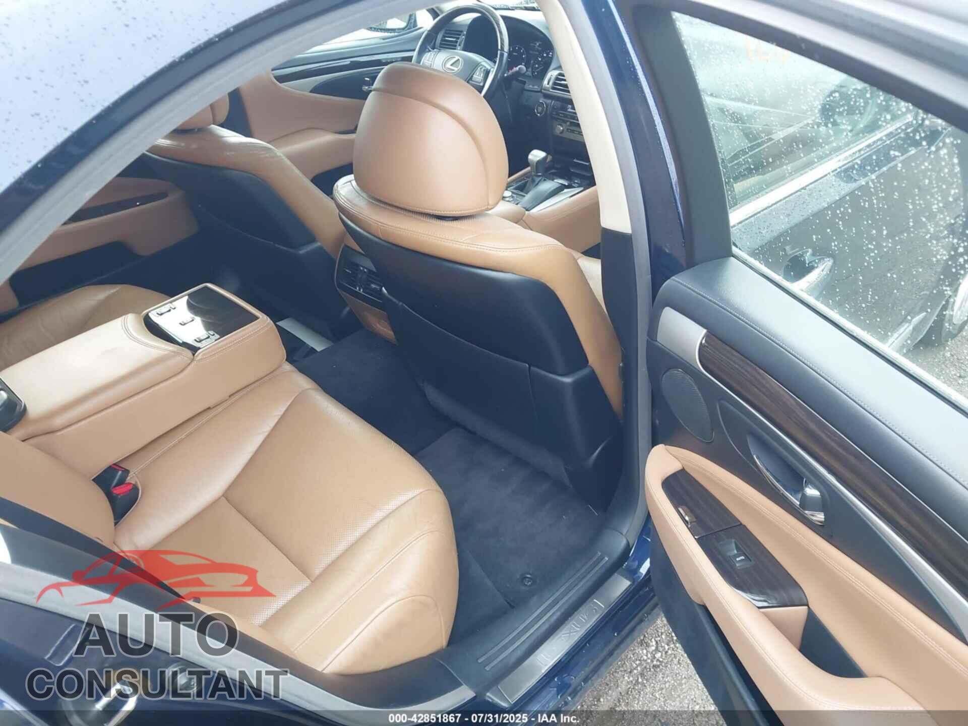LEXUS LS 460 2013 - JTHCL5EF3D5016585