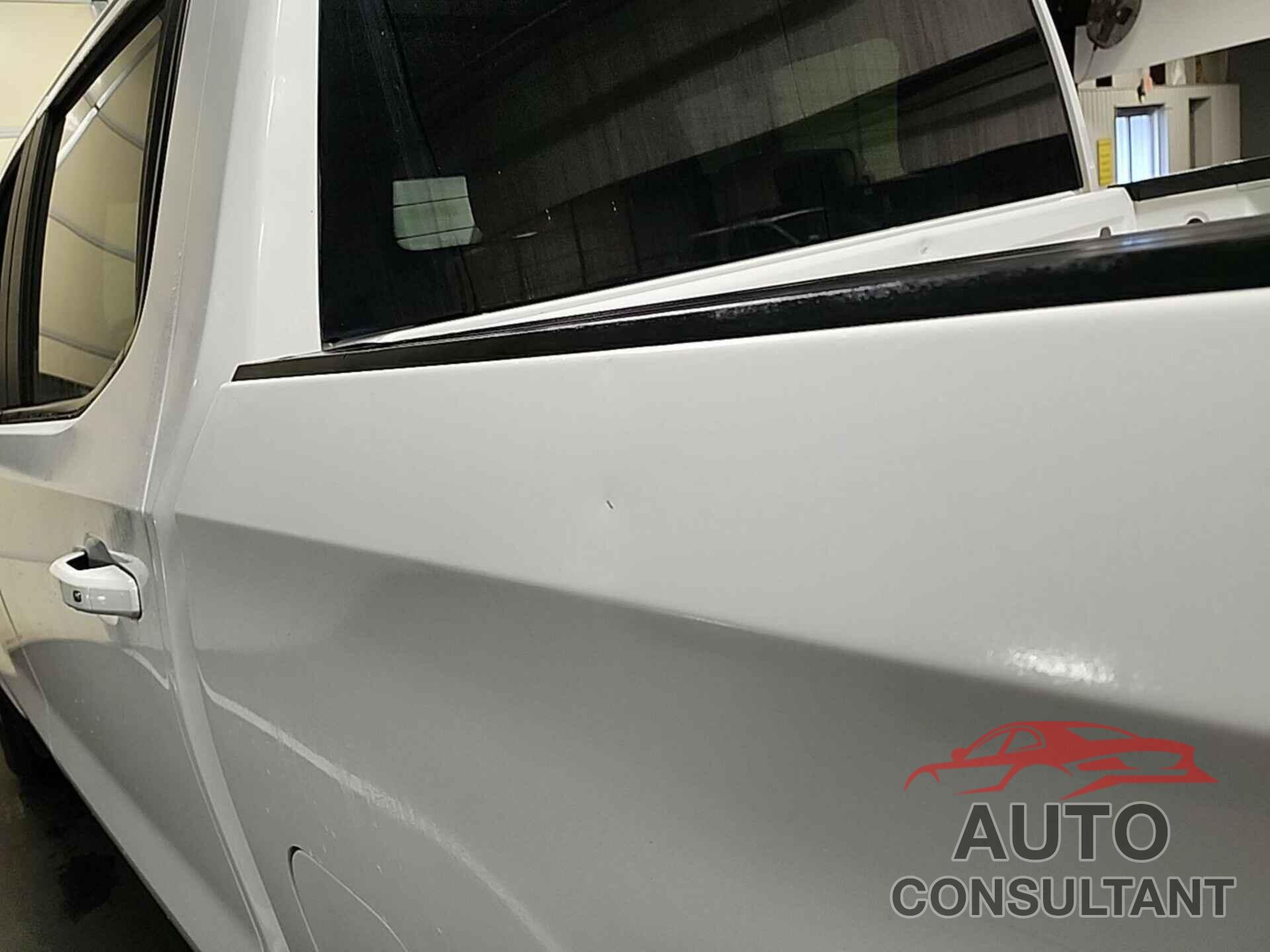 CHEVROLET SILVERADO 1500 2019 - 1GCPWDED9KZ291032