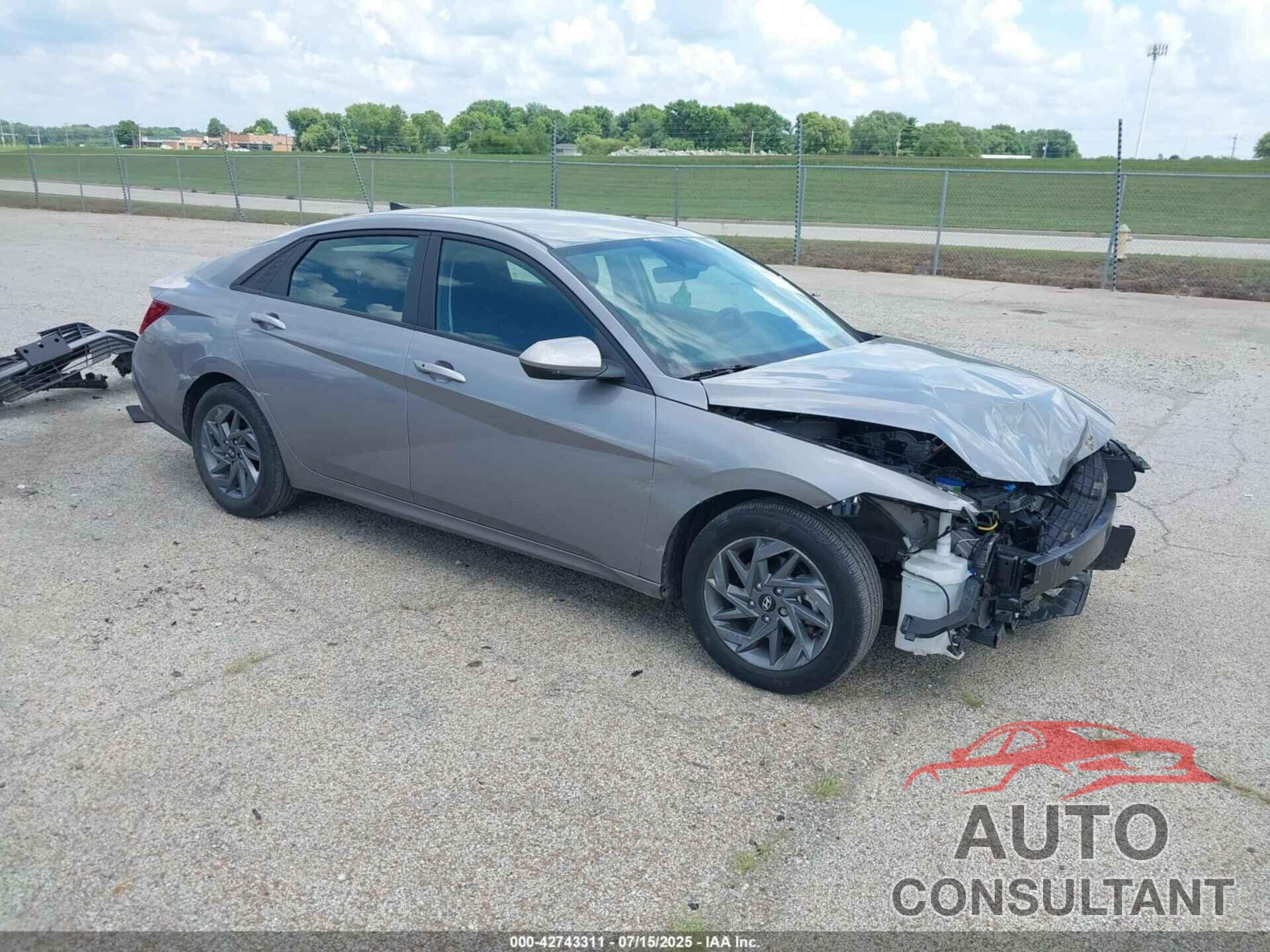 HYUNDAI ELANTRA 2024 - KMHLM4DG2RU676080