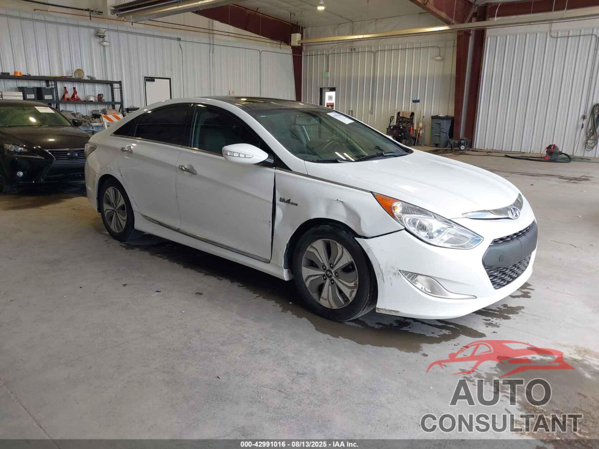 HYUNDAI SONATA HYBRID 2014 - KMHEC4A46EA118525