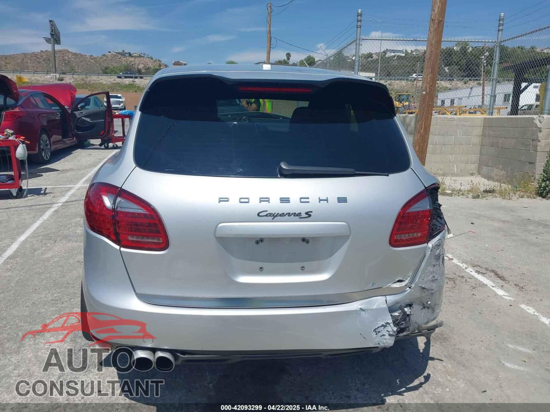 PORSCHE CAYENNE 2013 - WP1AB2A28DLA85859