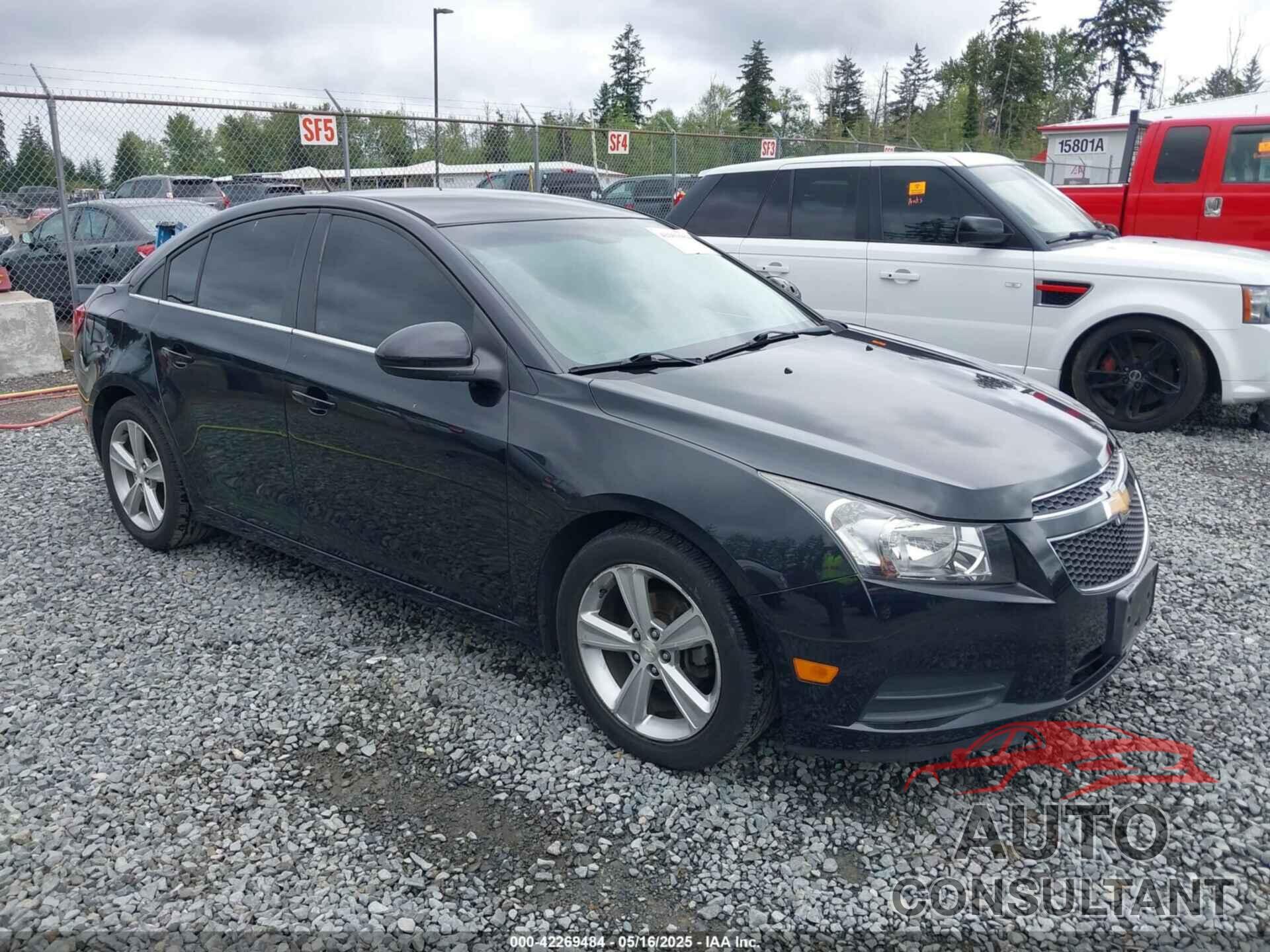 CHEVROLET CRUZE 2014 - 1G1PE5SB1E7392067