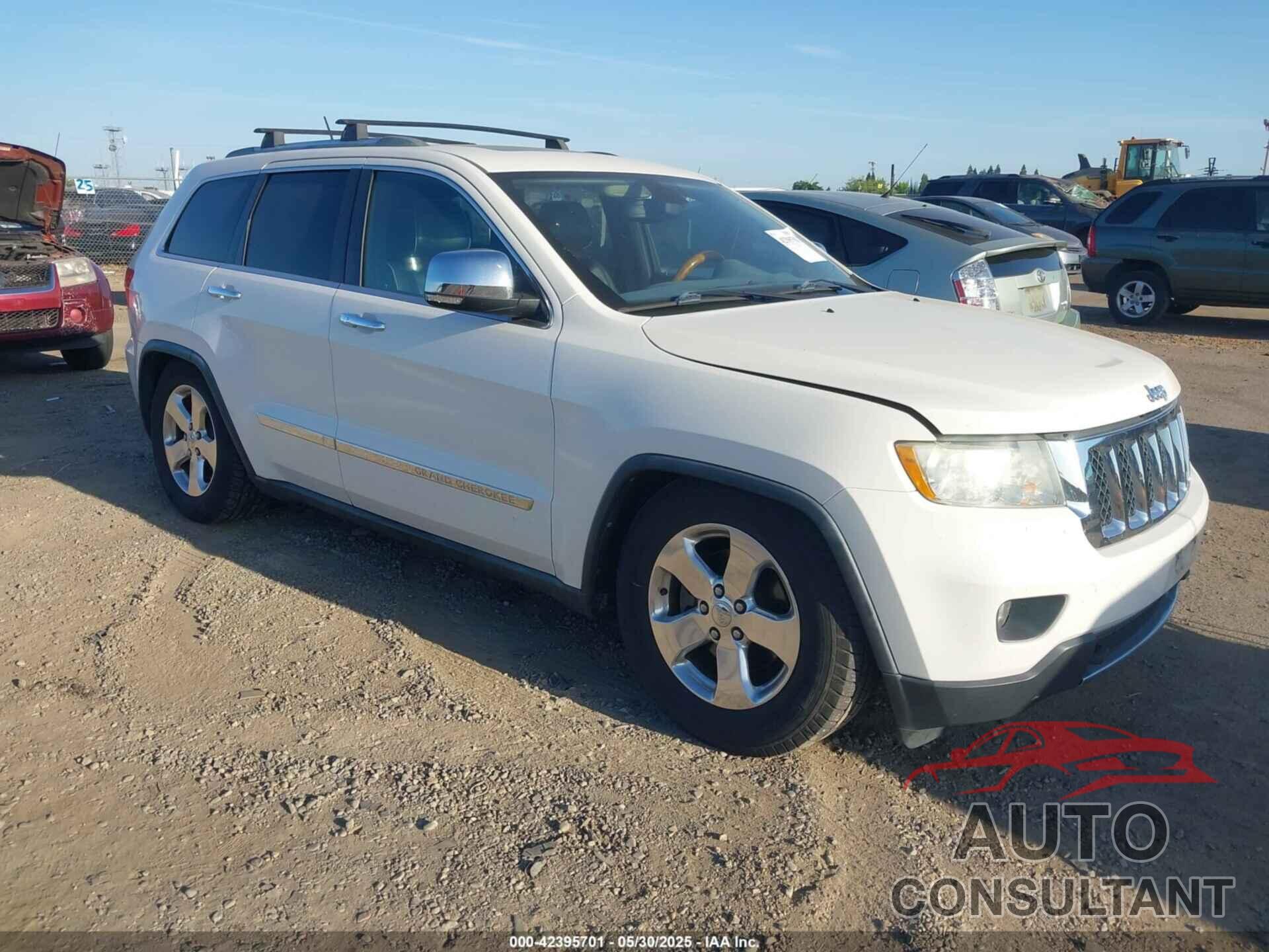 JEEP GRAND CHEROKEE 2011 - 1J4RR6GGXBC683937