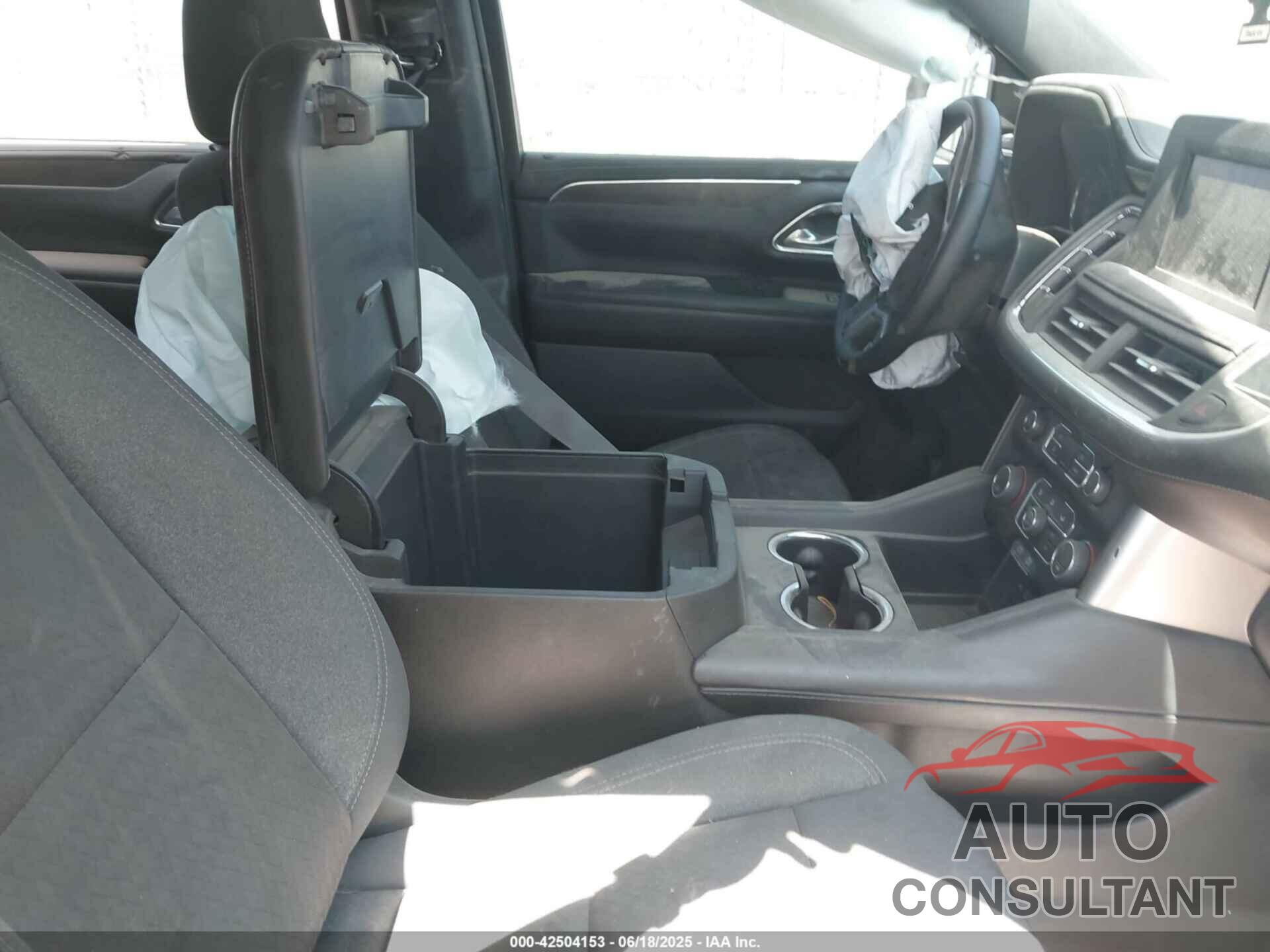 CHEVROLET SUBURBAN 2023 - 1GNSKBKD3PR198309