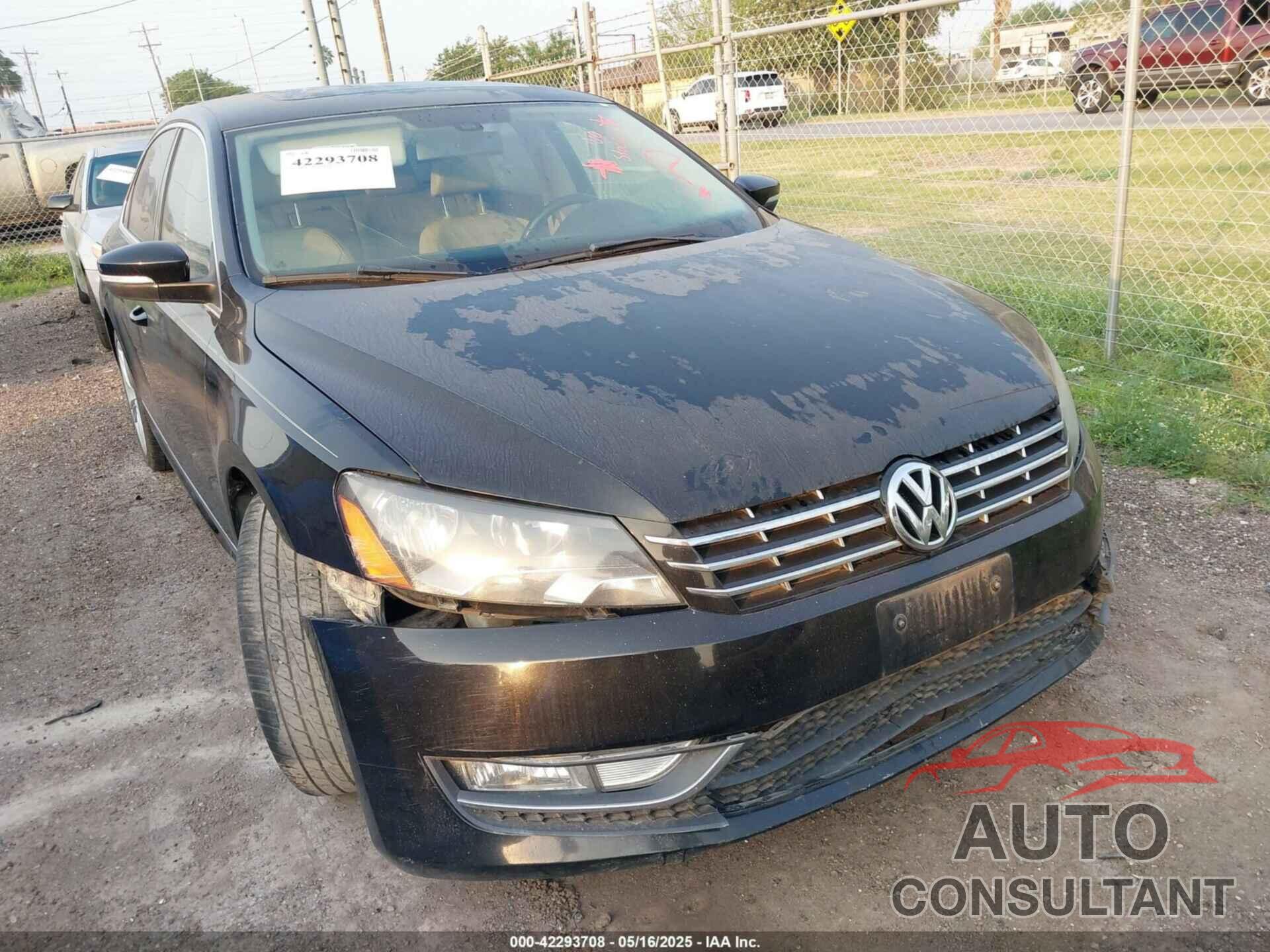VOLKSWAGEN PASSAT 2013 - 1VWCN7A32DC109089