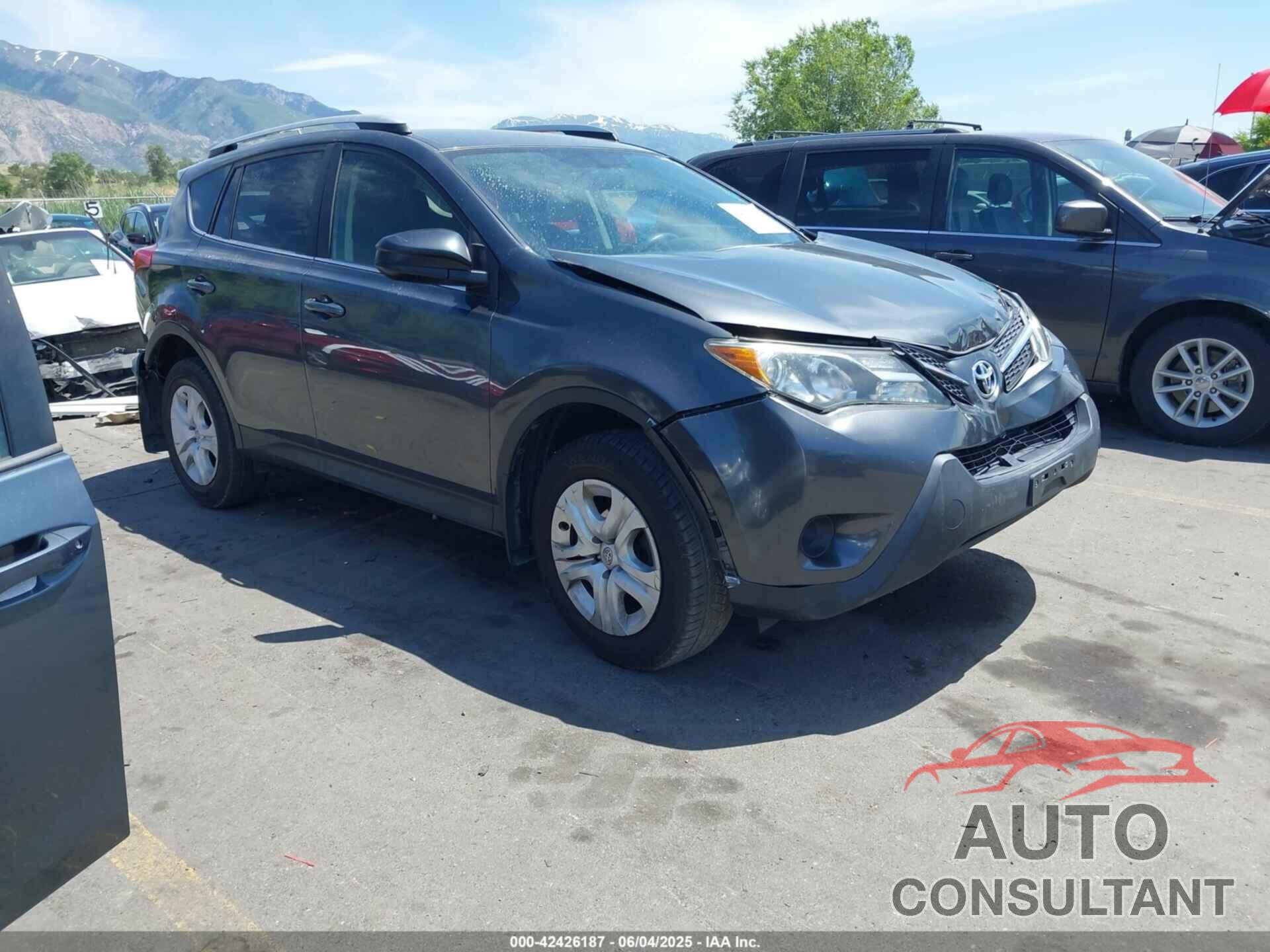 TOYOTA RAV4 2015 - JTMBFREV5FD166614