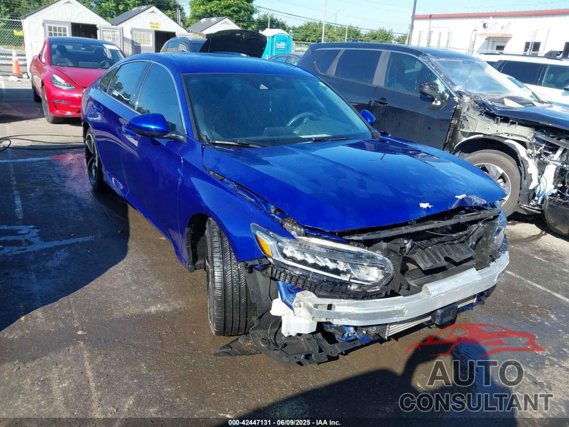 HONDA ACCORD 2018 - 1HGCV1F32JA139727
