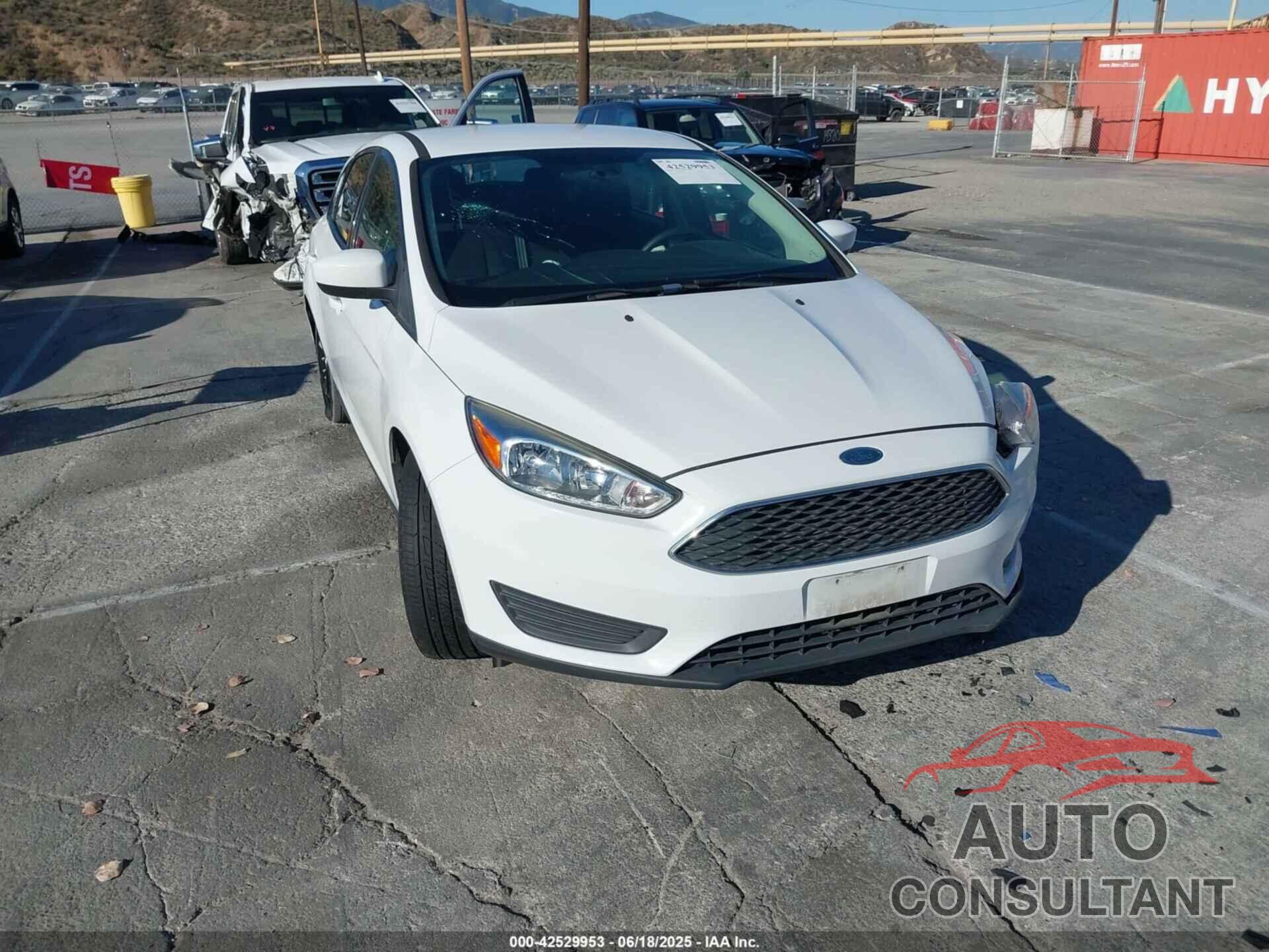 FORD FOCUS 2018 - 1FADP3K25JL245069
