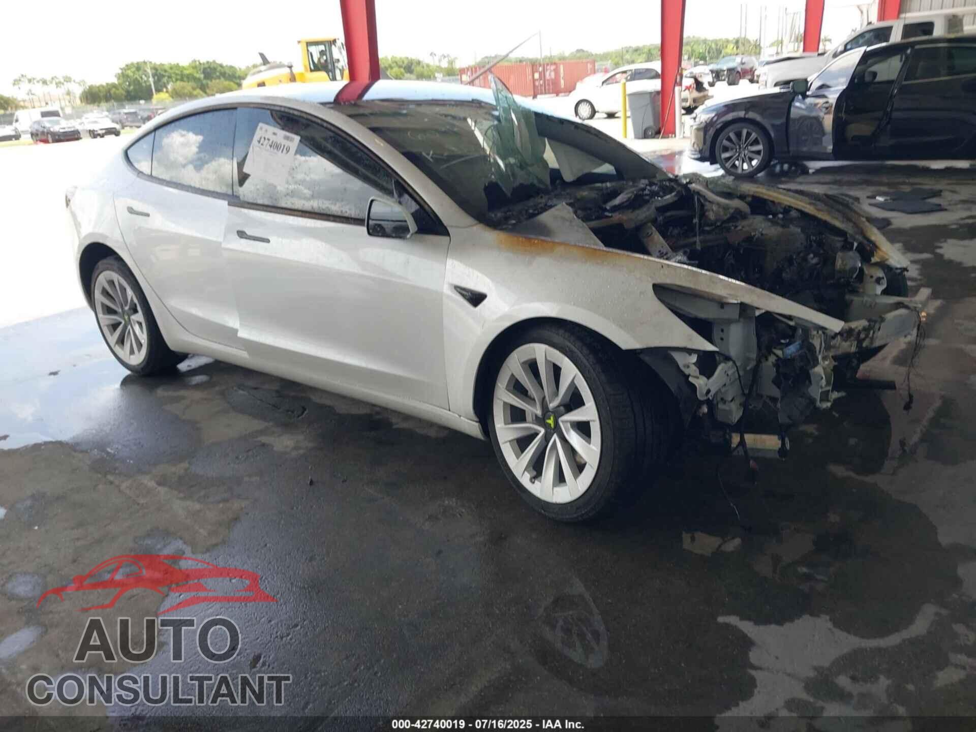 TESLA MODEL 3 2023 - 5YJ3E1EA2PF609446