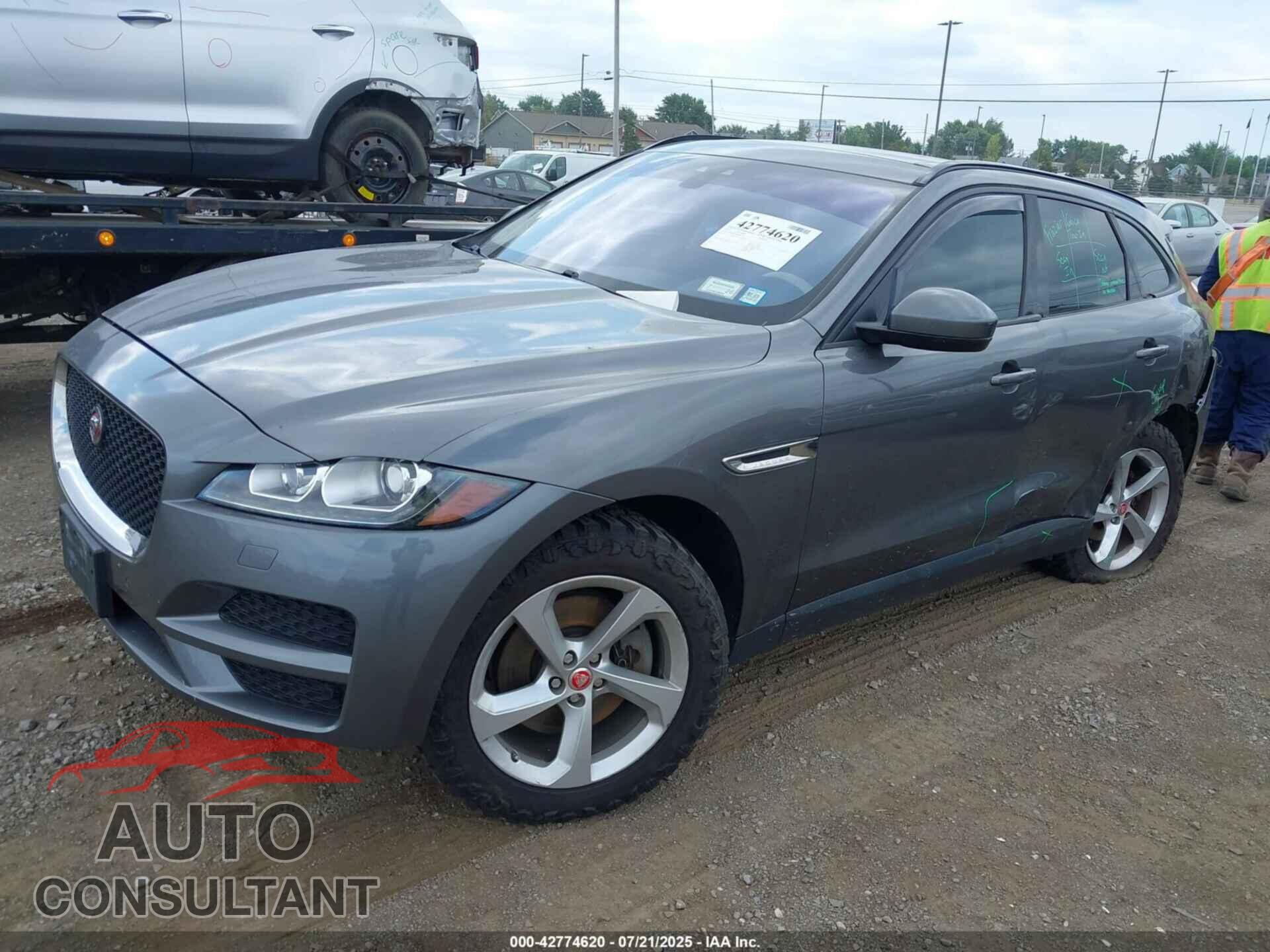 JAGUAR F-PACE 2017 - SADCJ2BV4HA883724
