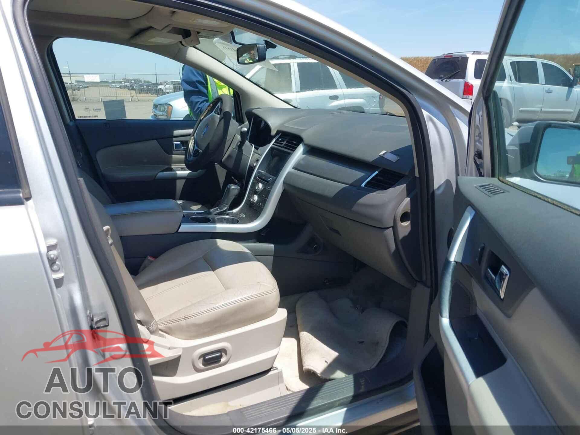 FORD EDGE 2011 - 2FMDK3JC7BBB35303