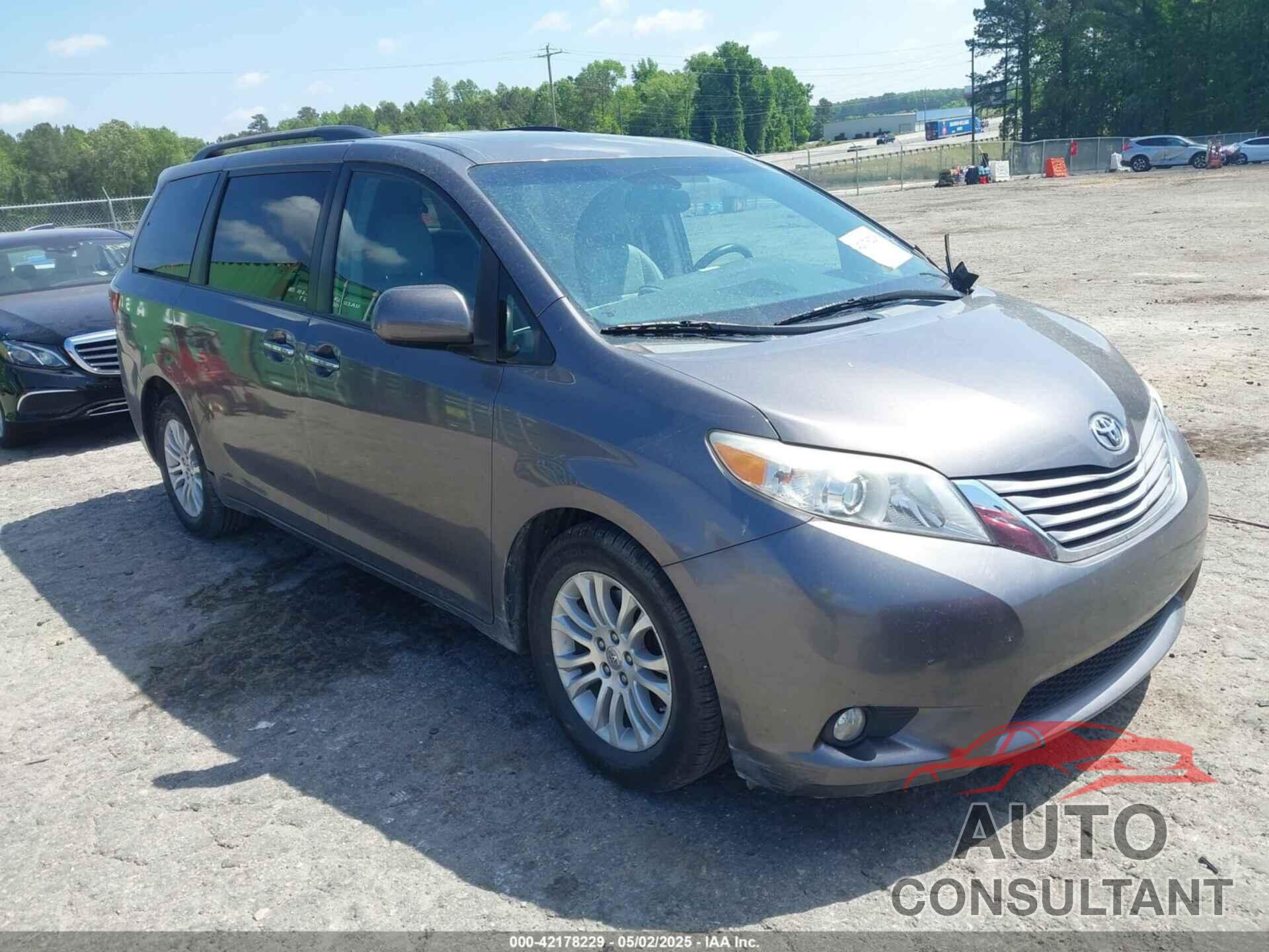 TOYOTA SIENNA 2015 - 5TDYK3DC6FS633756