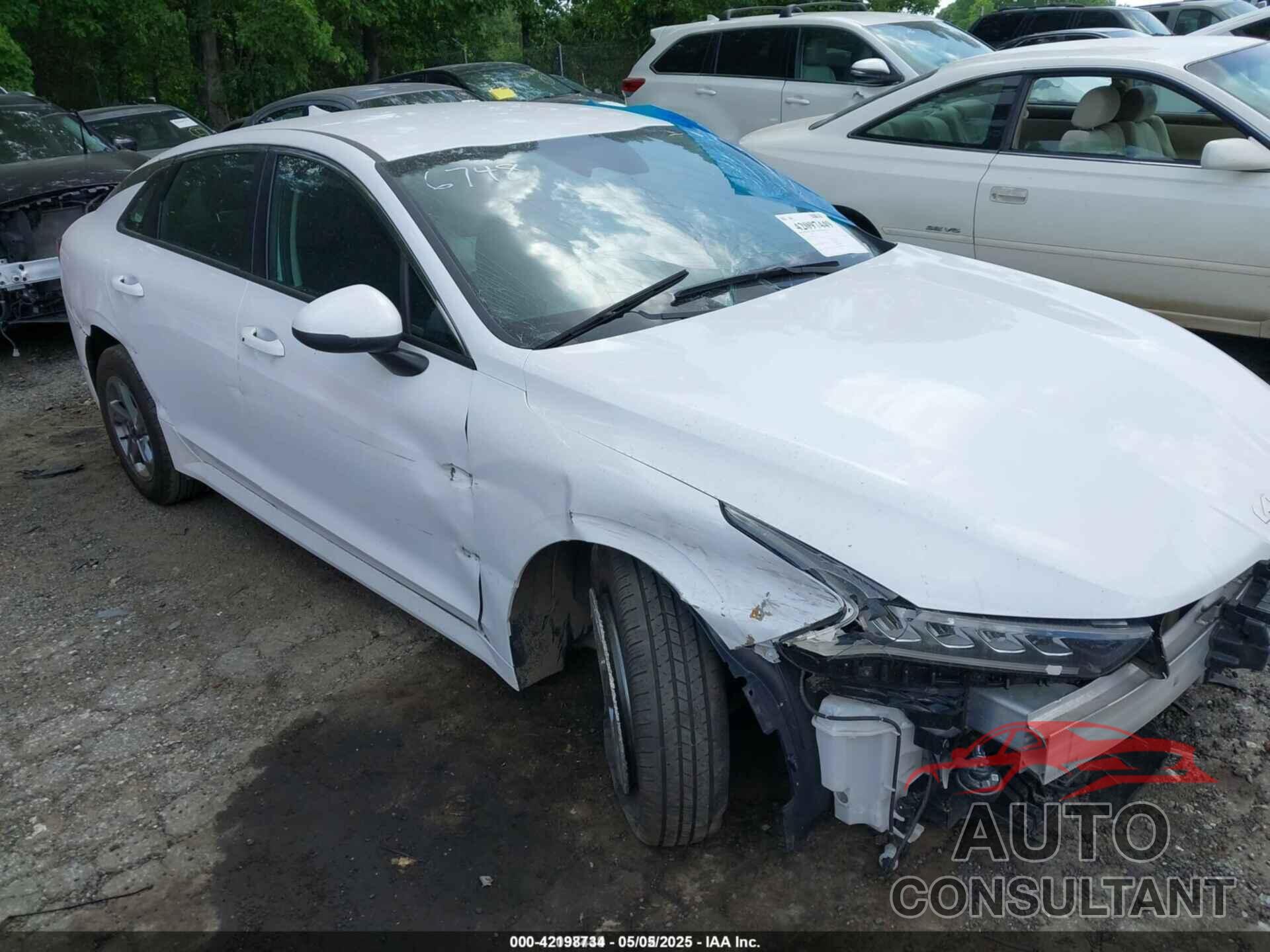 KIA K5 2023 - 5XXG14J20PG216748
