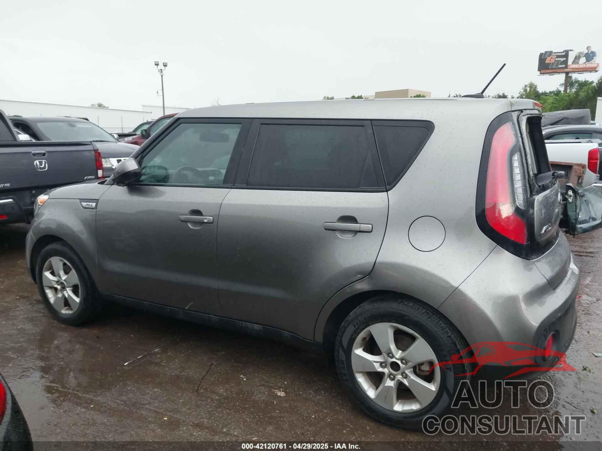 KIA SOUL 2017 - KNDJN2A22H7462080