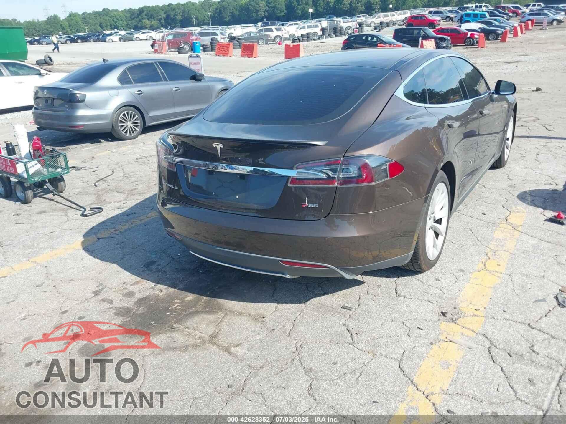 TESLA MODEL S 2013 - 5YJSA1DP4DFP26079