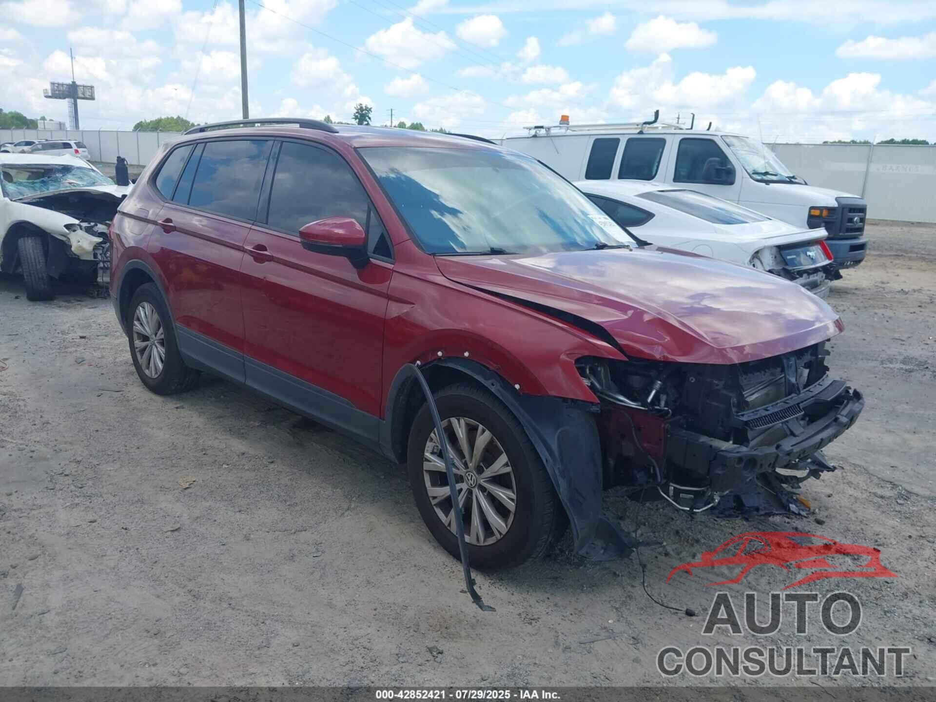 VOLKSWAGEN TIGUAN 2018 - 3VV1B7AXXJM124554