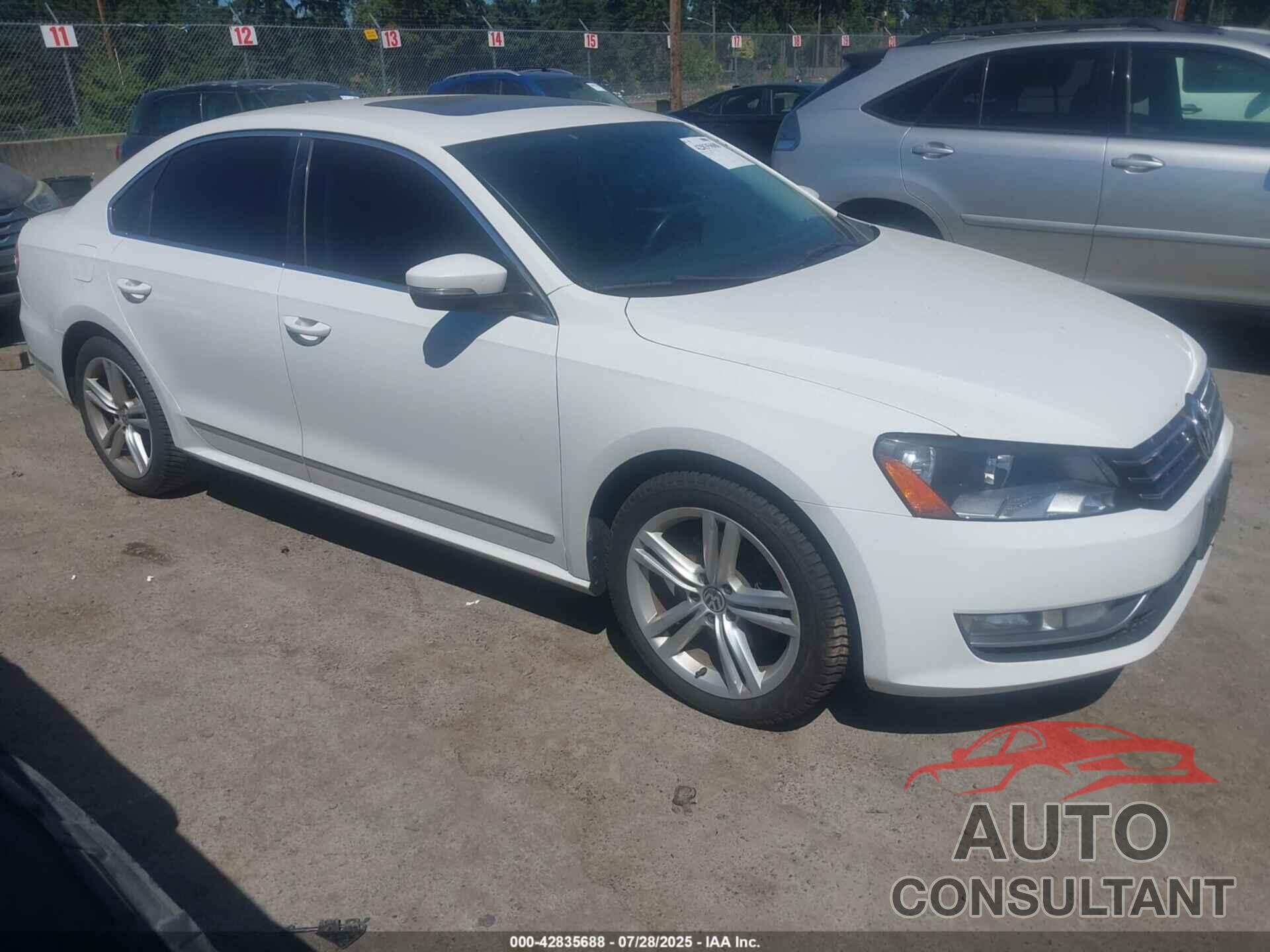 VOLKSWAGEN PASSAT 2014 - 1VWCN7A38EC029734