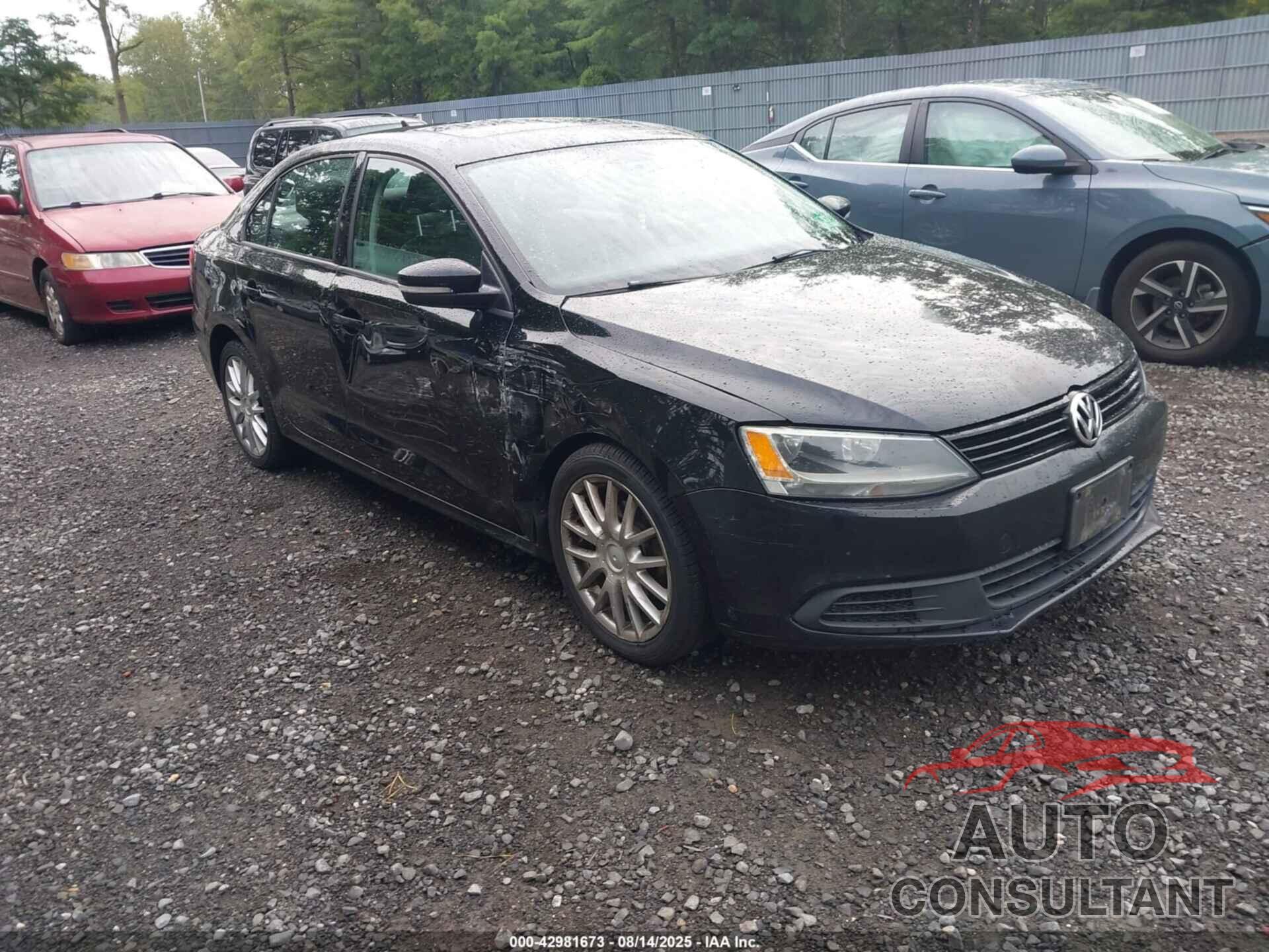 VOLKSWAGEN JETTA 2011 - 3VWDZ7AJ2BM368362