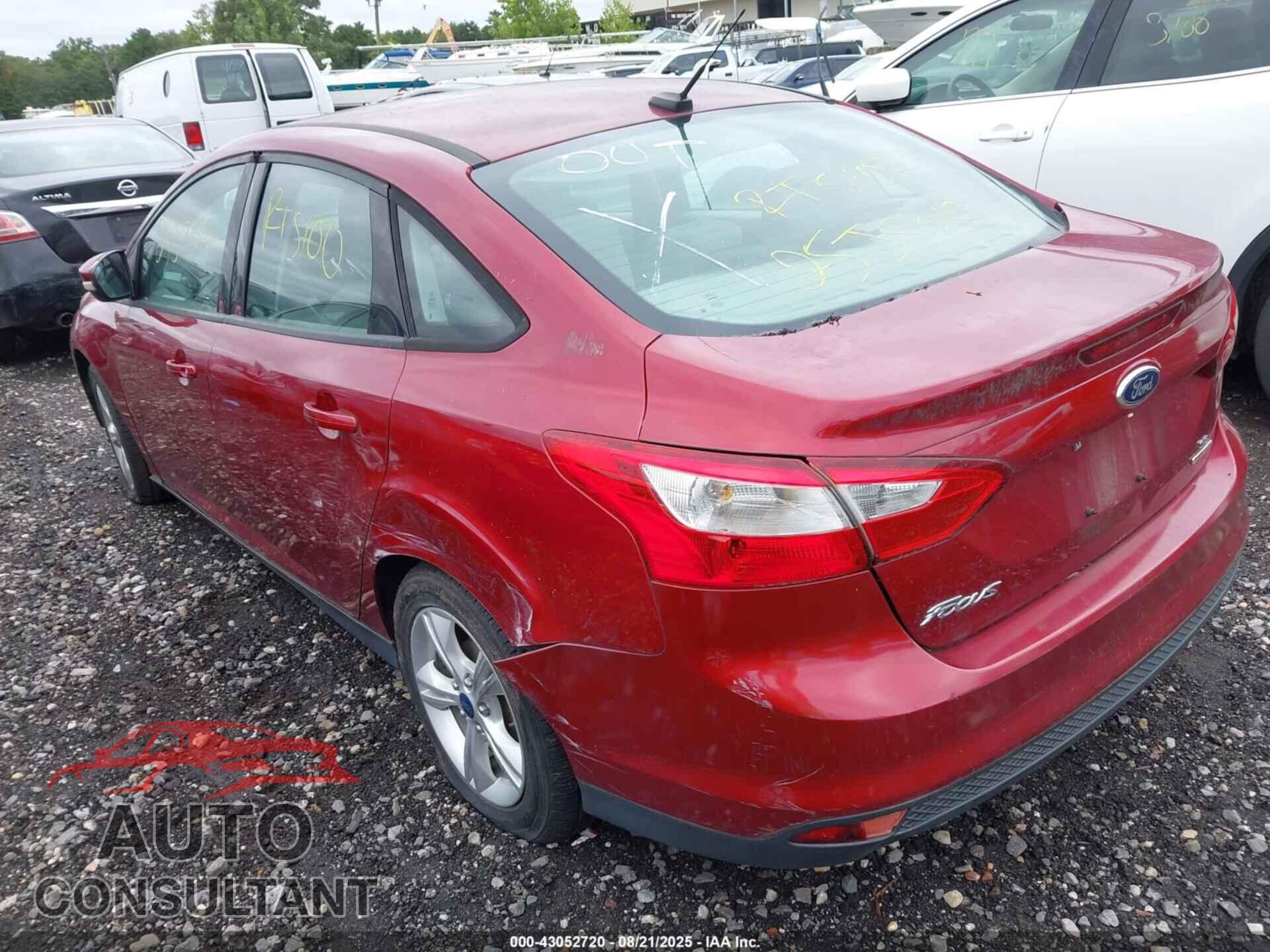 FORD FOCUS 2014 - 1FADP3F22EL204429
