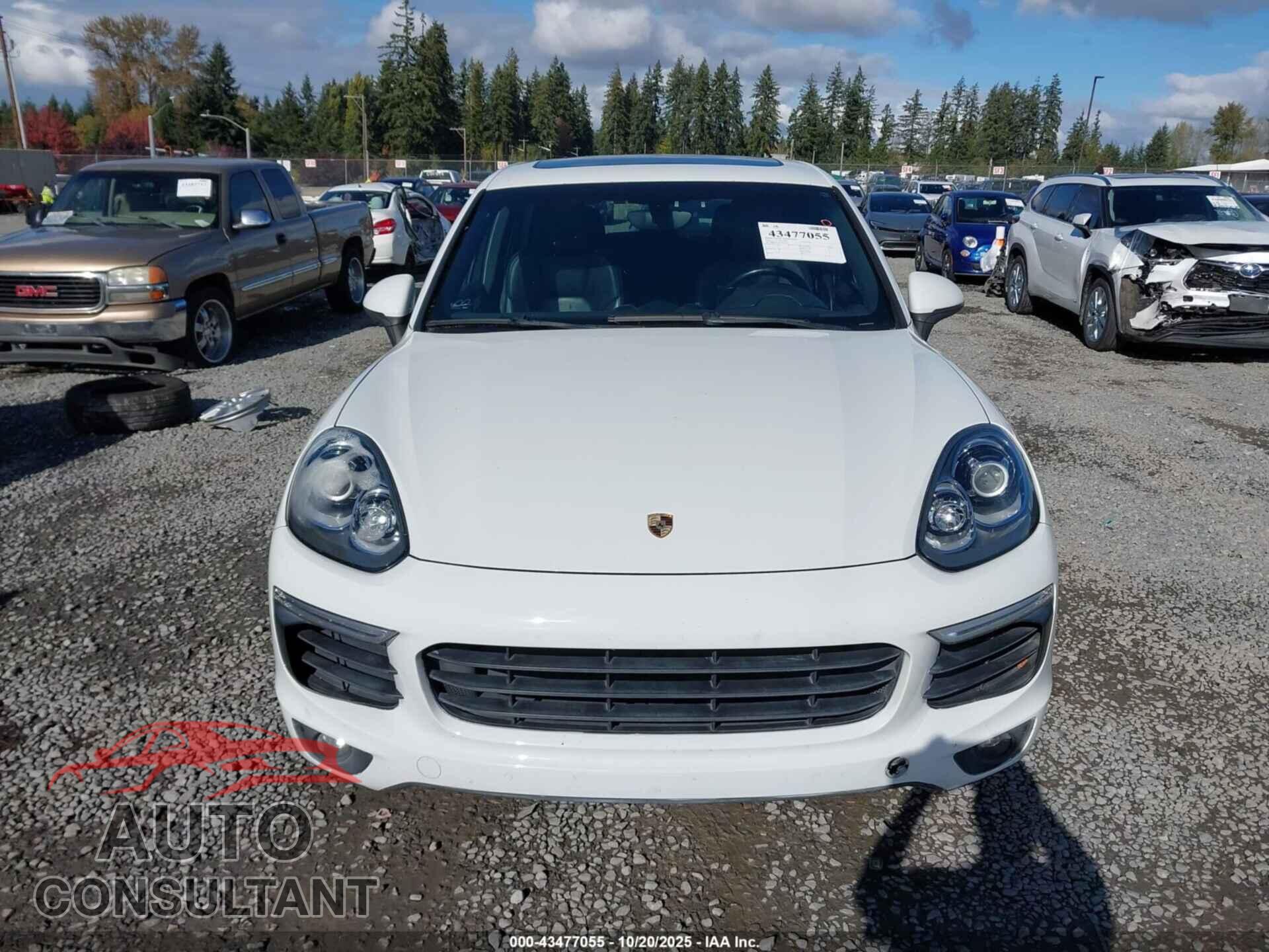 PORSCHE CAYENNE 2016 - WP1AA2A29GLA01362