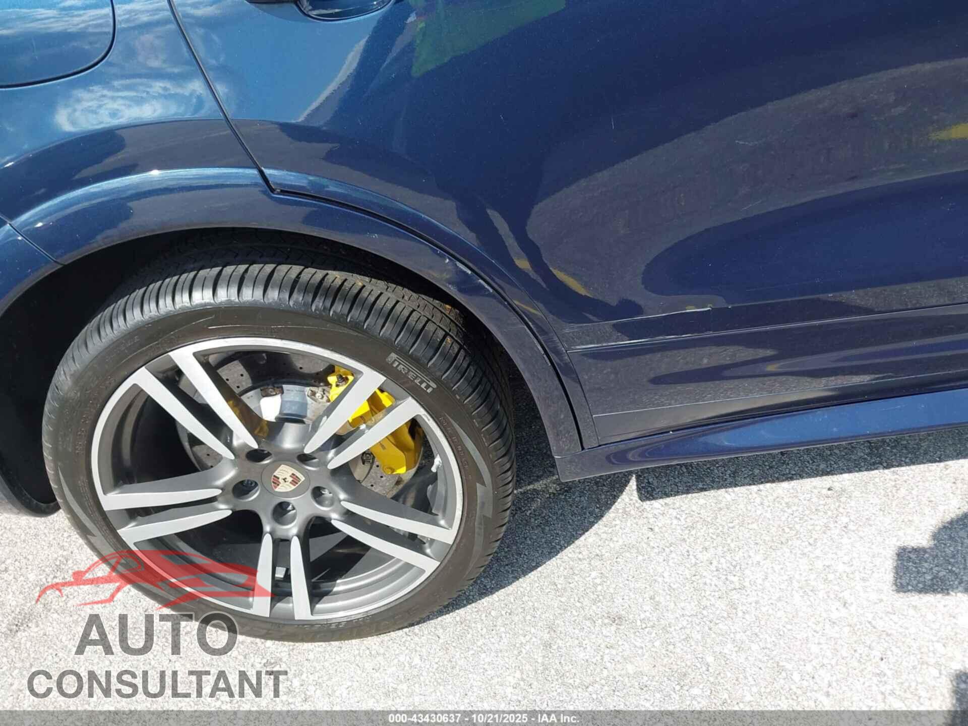 PORSCHE CAYENNE 2012 - WP1AC2A2XCLA84045