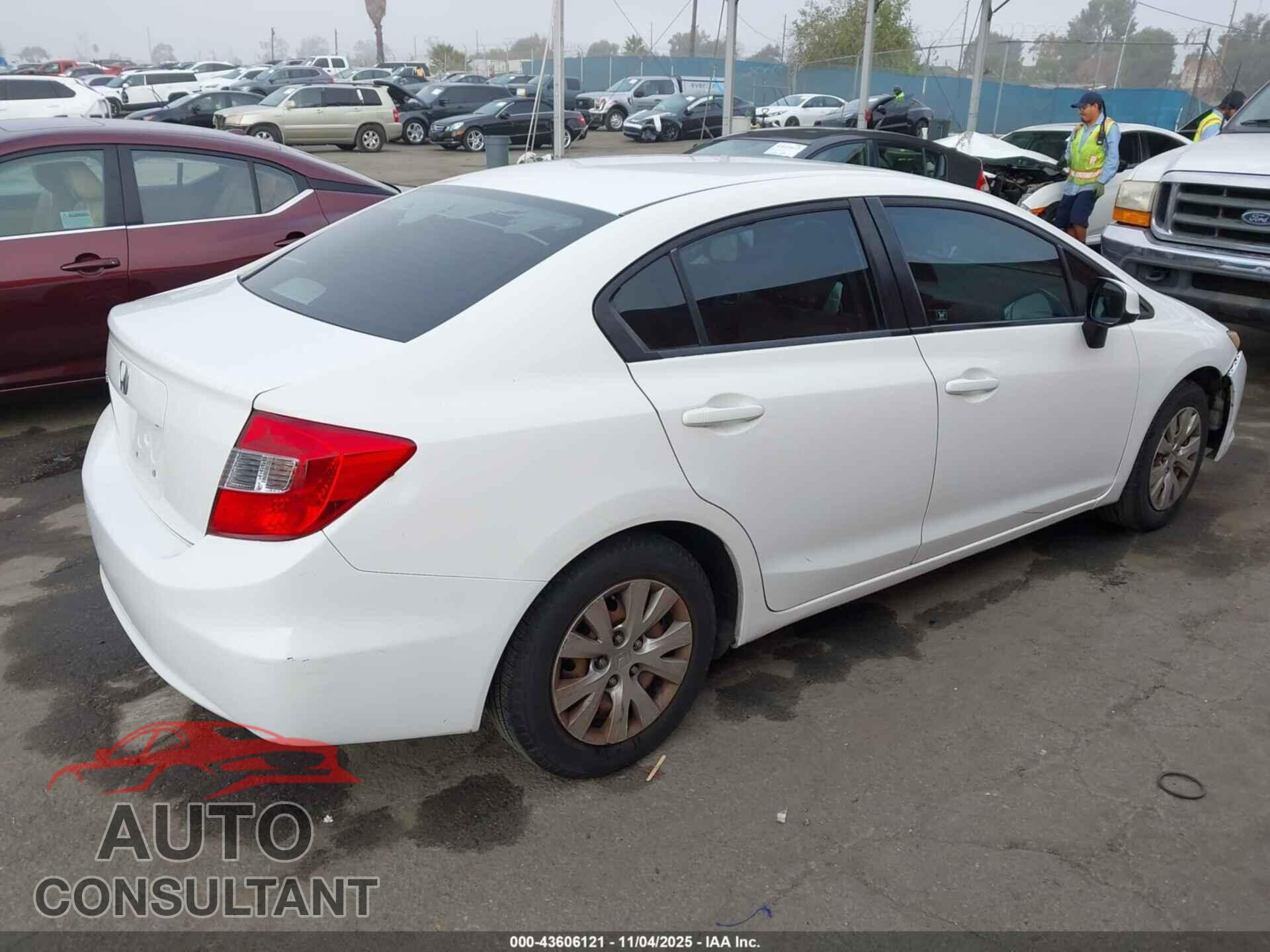 HONDA CIVIC 2012 - 2HGFB2F51CH581335