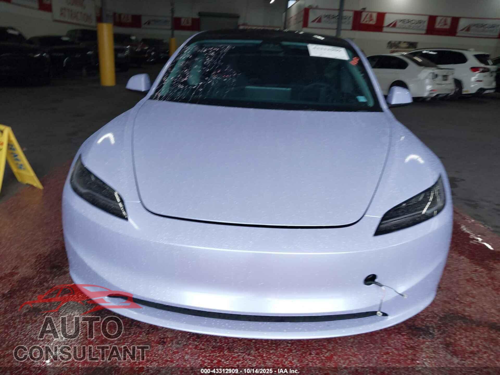TESLA MODEL 3 2025 - 5YJ3E1EA0SF044591