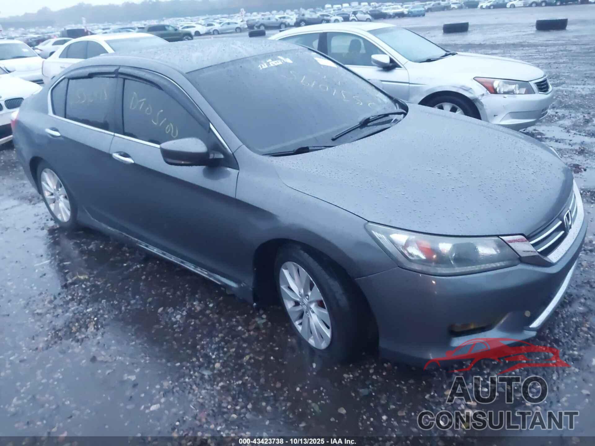 HONDA ACCORD 2013 - 1HGCR2F38DA005514