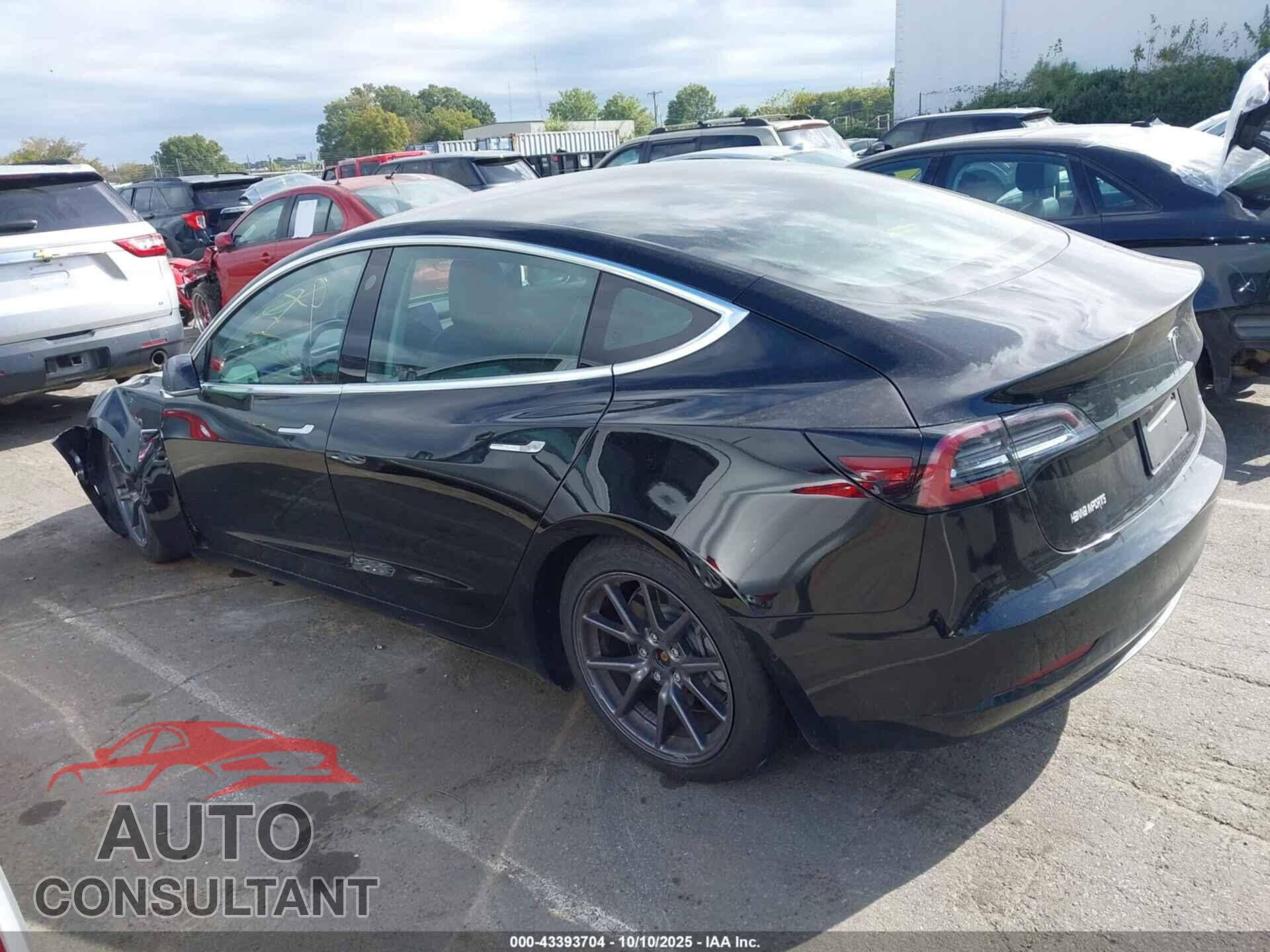 TESLA MODEL 3 2019 - 5YJ3E1EA5KF296465