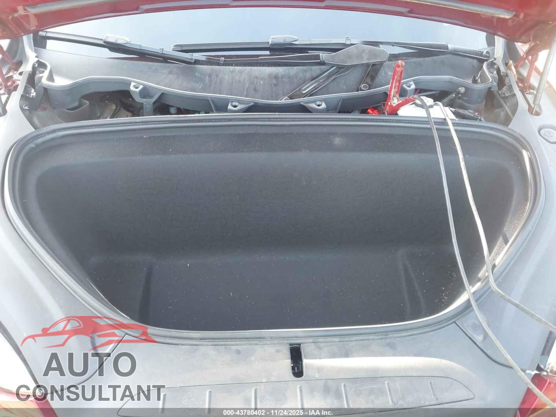 TESLA MODEL X 2024 - 7SAXCDE54RF440628