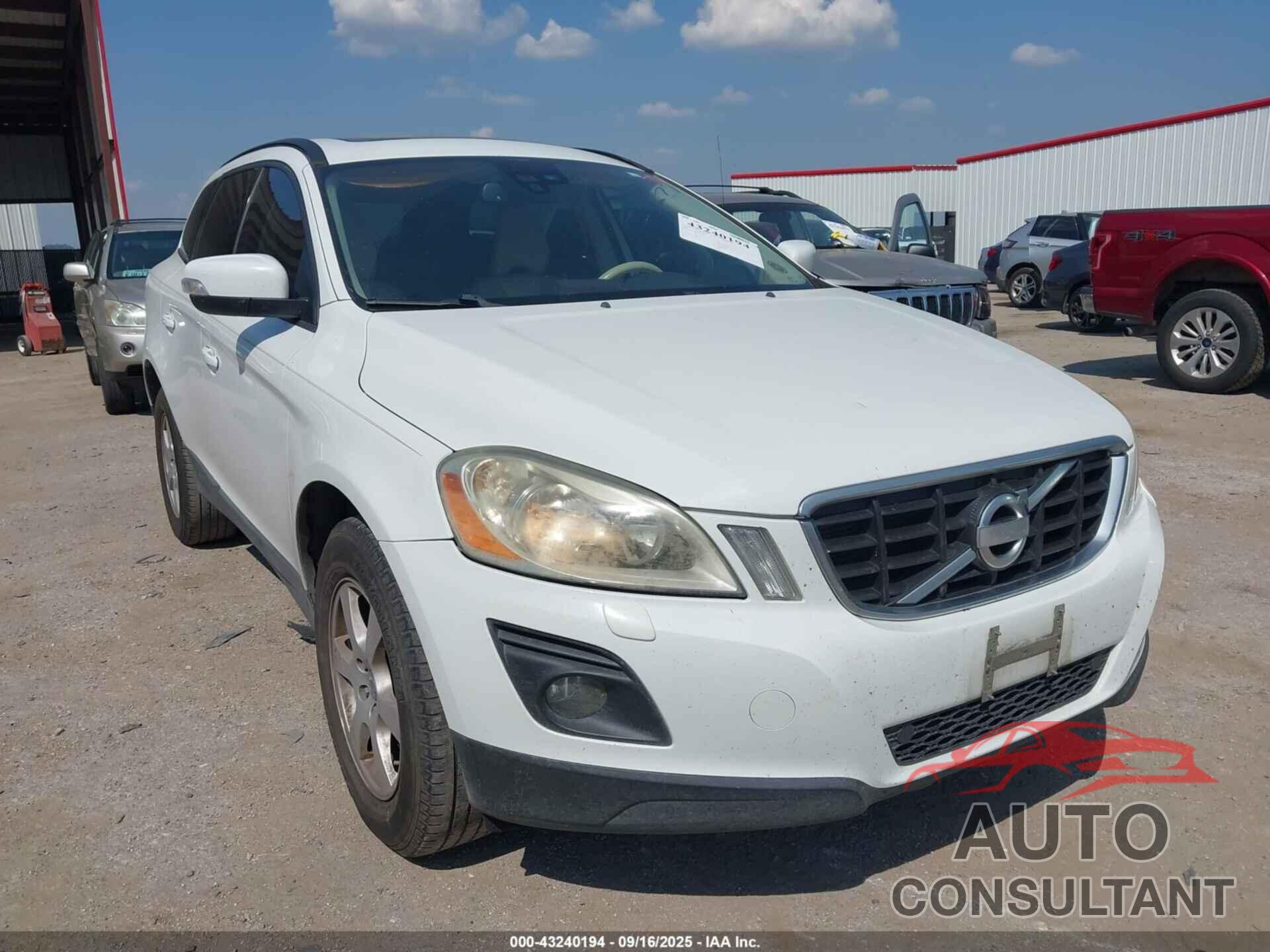 VOLVO XC60 2010 - YV4982DL3A2123200