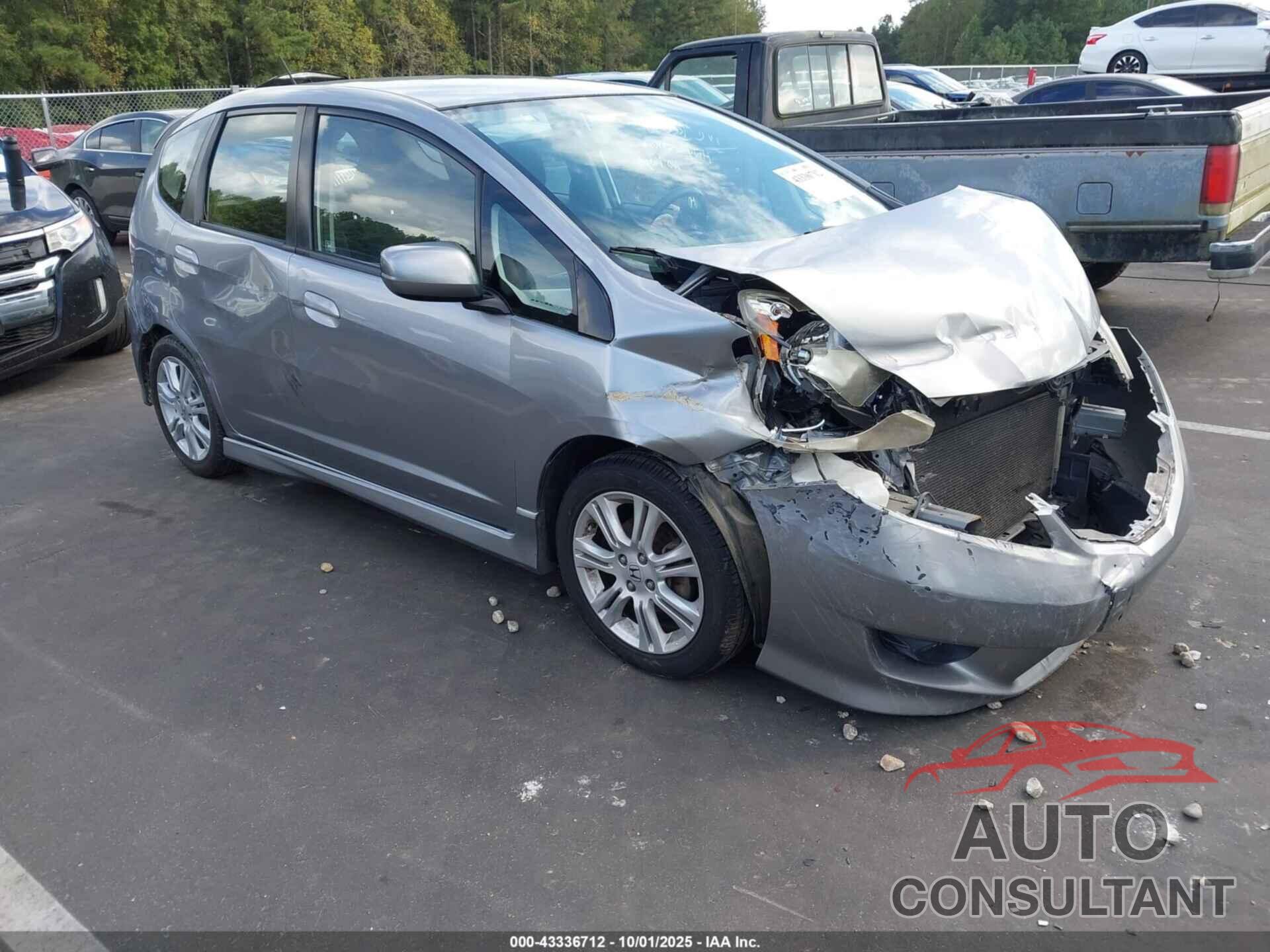 HONDA FIT 2010 - JHMGE8H45AC005912